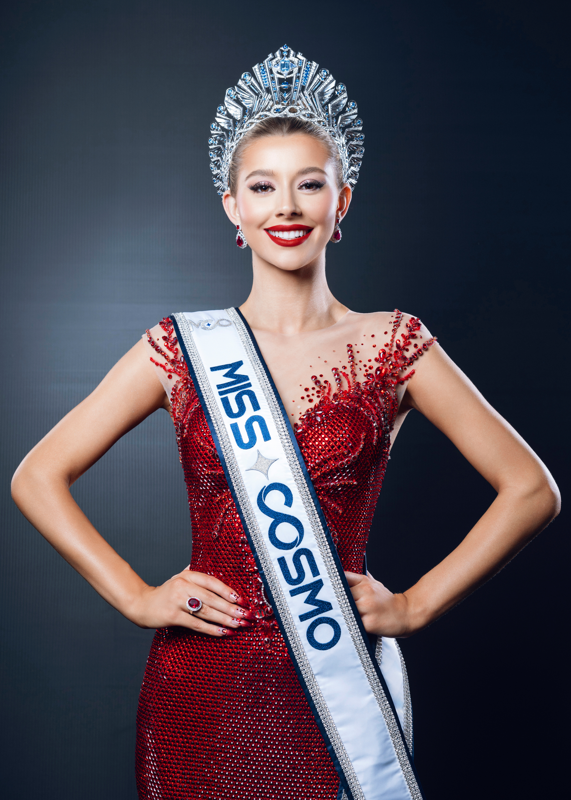V&igrave; sao người đẹp Mỹ đăng quang Miss Cosmo 2025? - Ảnh 6.