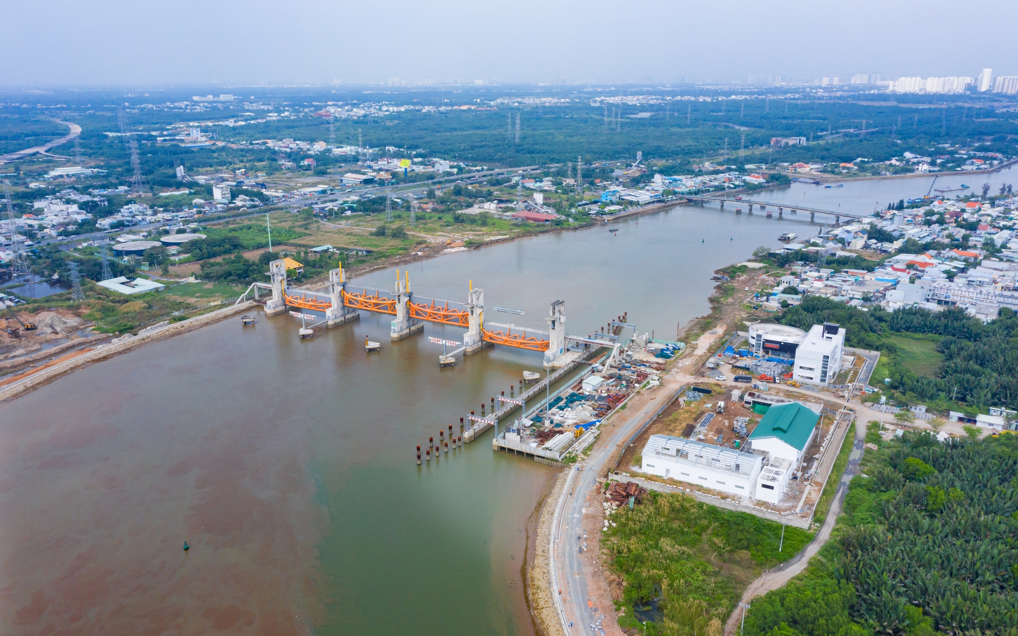 Kết luận xử lý vướng mắc liên quan loạt dự án lớn ở TPHCM, có dự án chống ngập 10.000 tỉ đồng 