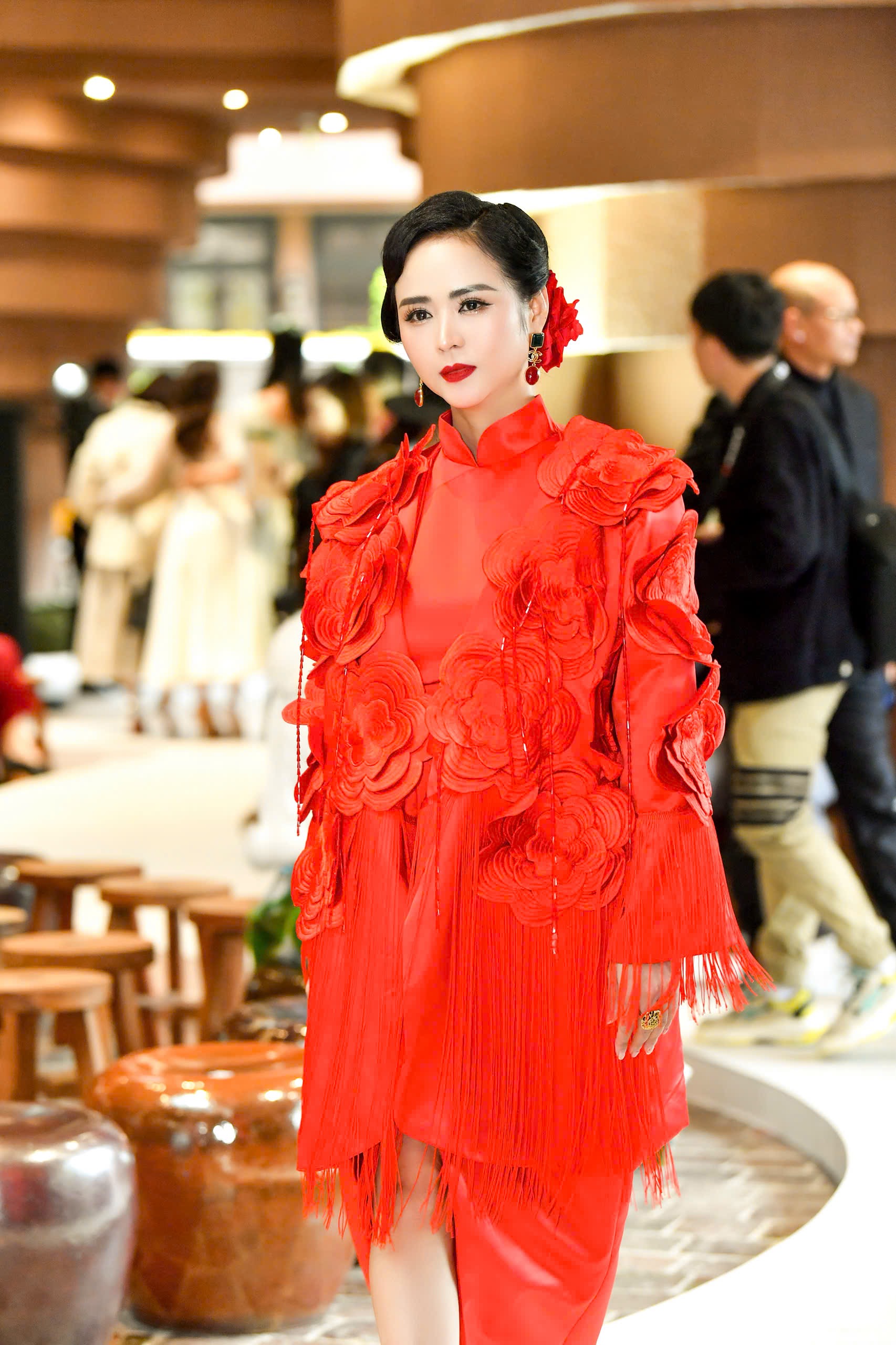 Vụ nhà thiết kế ngừng hợp tác trước thềm chung kết Miss Cosmo, người trong cuộc lên tiếng - Ảnh 2.