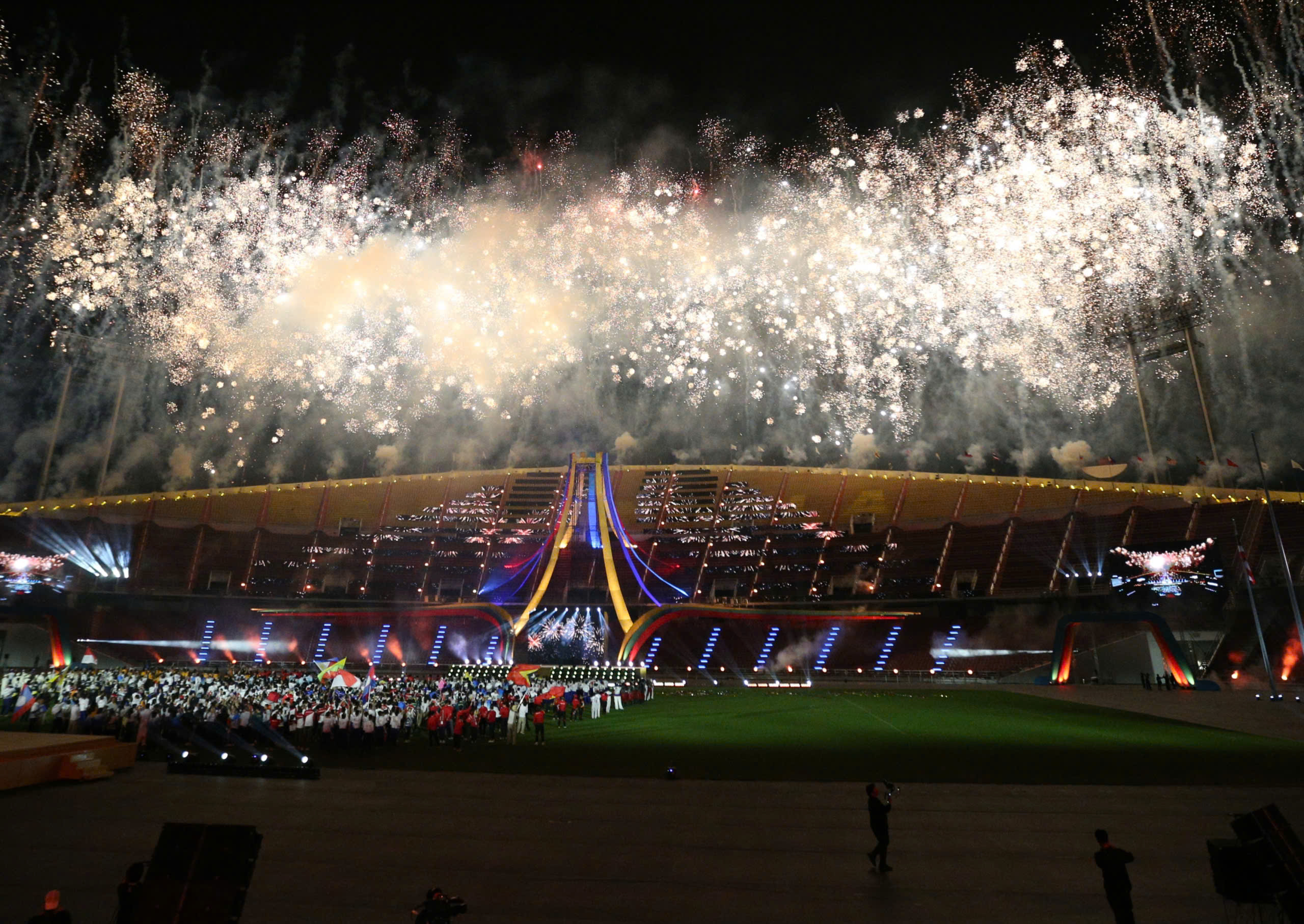 Bế mạc SEA Games 33: Hẹn gặp lại, Malaysia 2027 - Ảnh 16.