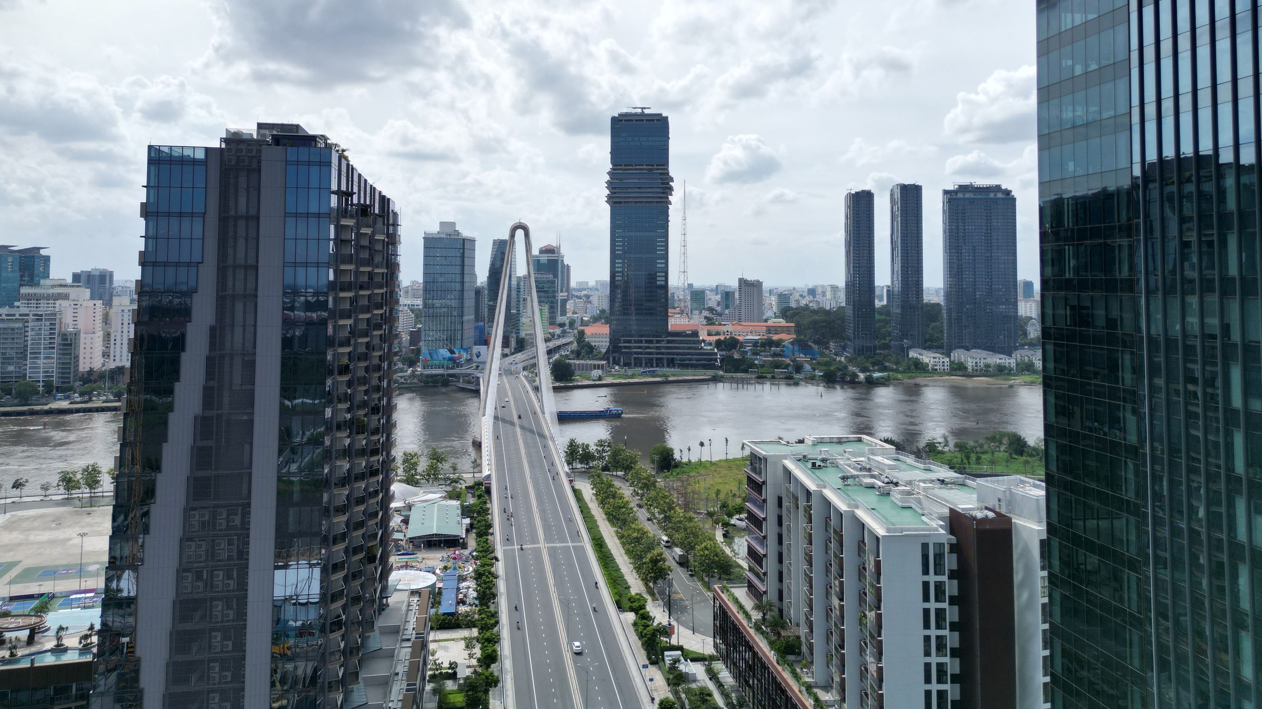 Trung t&acirc;m t&agrave;i ch&iacute;nh quốc tế TPHCM ch&iacute;nh thức khai trương ng&agrave;y 21 - 12 - Ảnh 3.