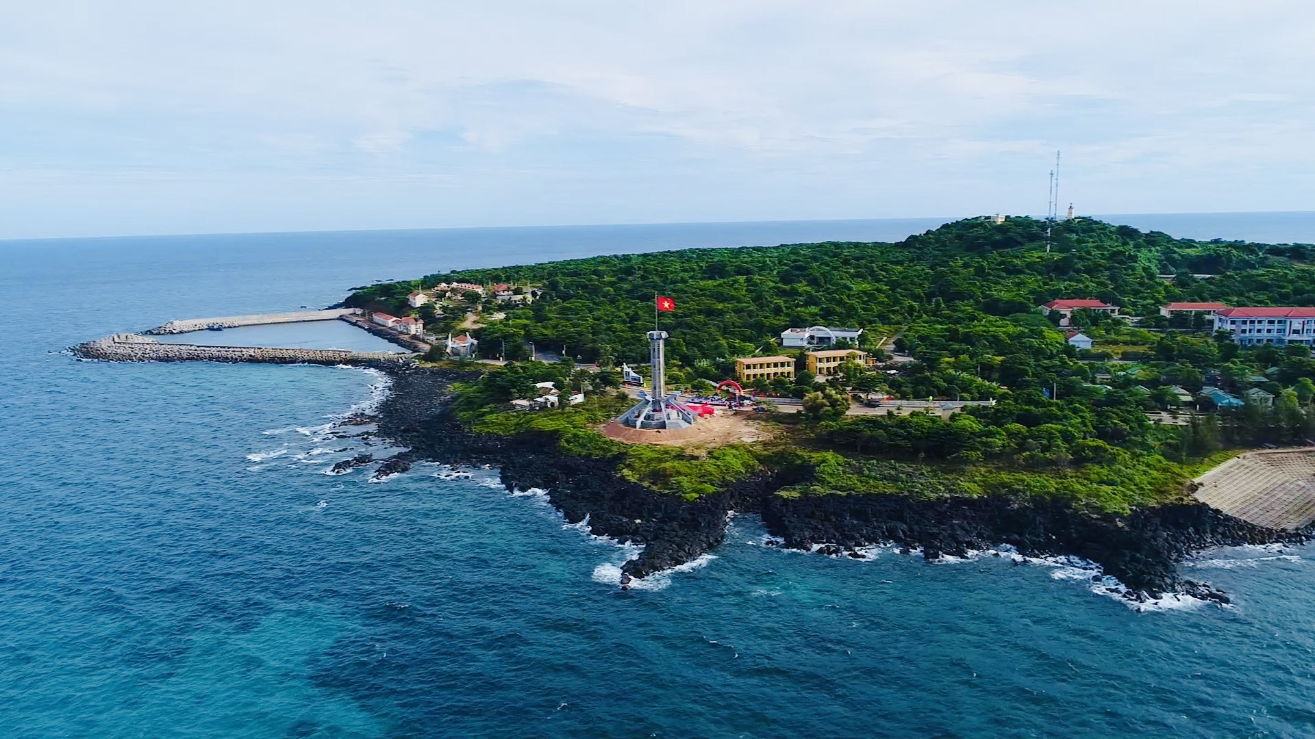 B&iacute; thư - Chủ tịch đặc khu Cồn Cỏ vừa đề xuất điều g&igrave; đặc biệt? - Ảnh 1.