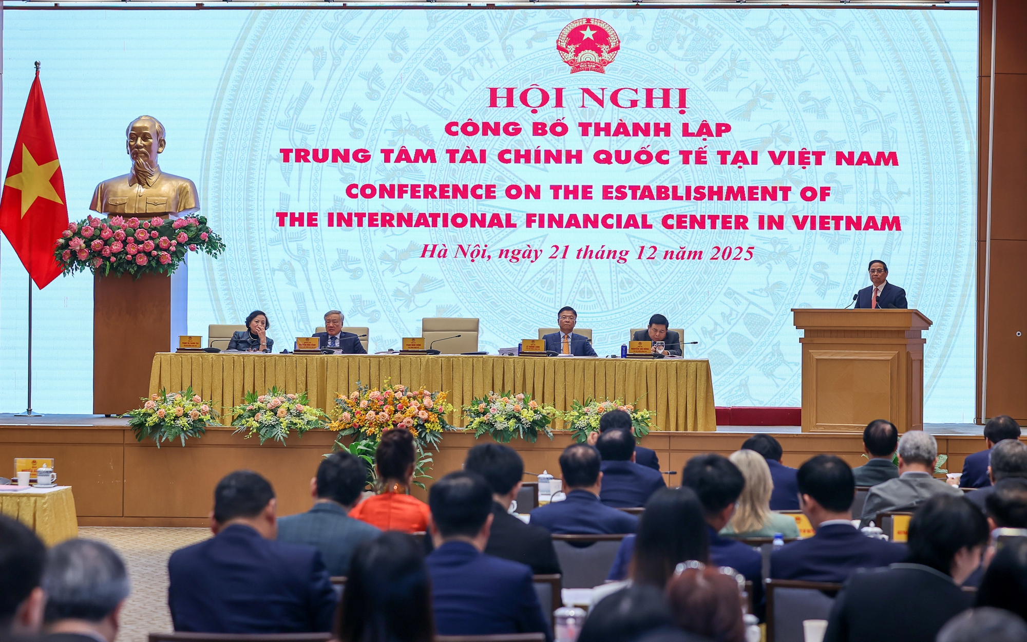 Thủ tướng: Trung tâm tài chính quốc tế là huyết mạch thu hút động lực tăng trưởng mới 