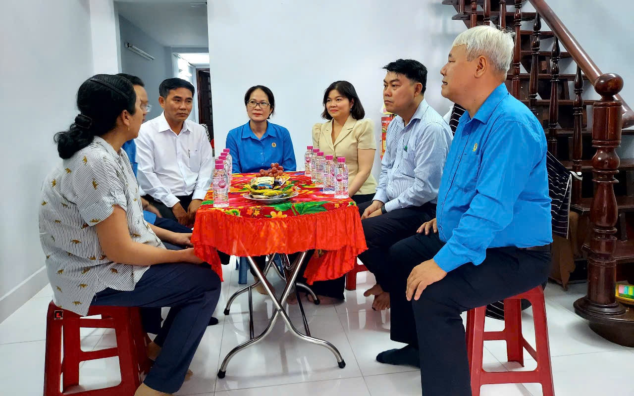 Tạo động lực để người lao động nghèo vươn lên