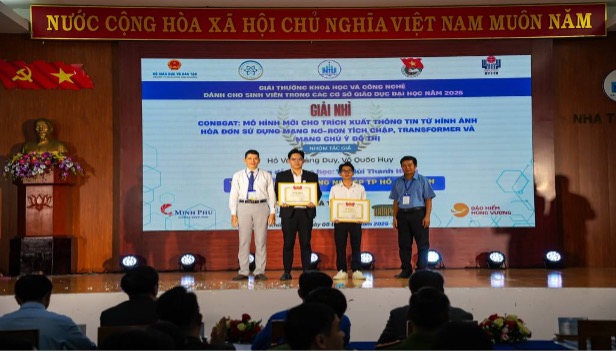Nghiên cứu khoa học sinh viên: Hiện thực hóa Nghị quyết 57-NQ/TW, từ giảng đường đến thực tiễn - Ảnh 3.