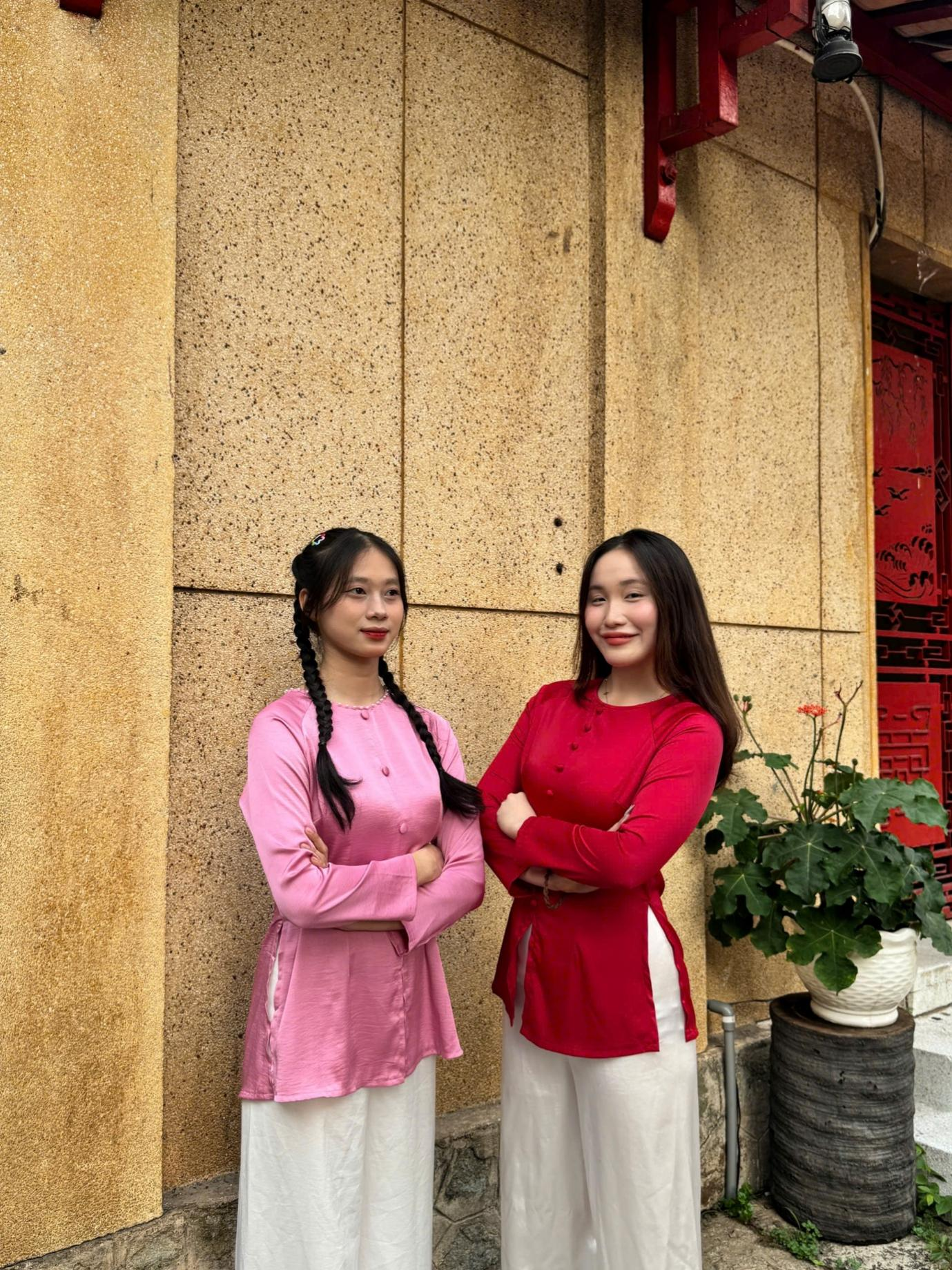 Áo bà ba Dáng Việt Phương Nam: Dấu ấn tại THE CREATOR 2025 - Ảnh 2.