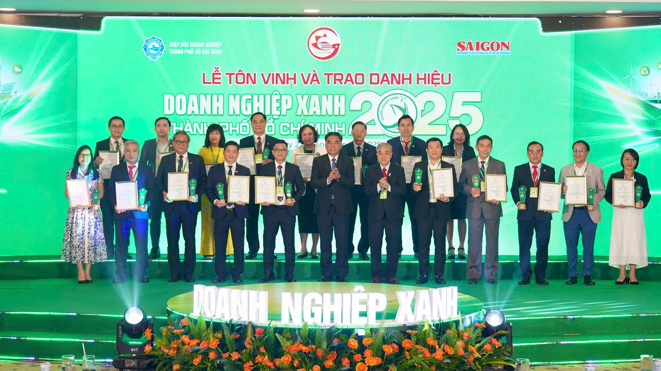 TPHCM tôn vinh 155 "Doanh nghiệp Xanh" năm 2025 - Ảnh 1.