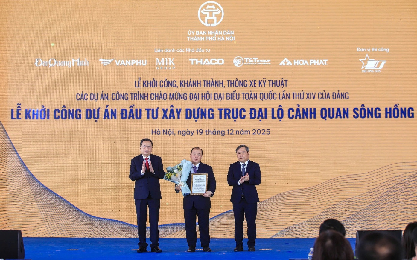 Hà Nội khởi công dự án đầu tư xây dựng trục đại lộ cảnh quan sông Hồng