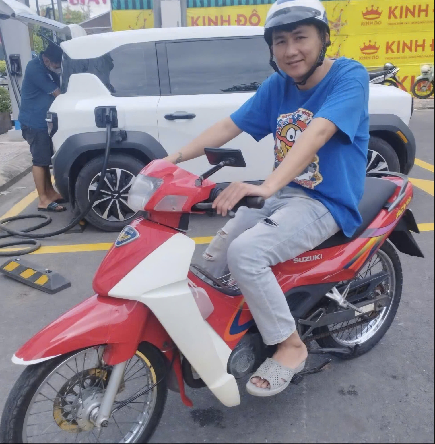 Bắt nghi phạm đ&acirc;m bảo vệ ở Bệnh viện Đa khoa Vĩnh Long - Ảnh 1.
