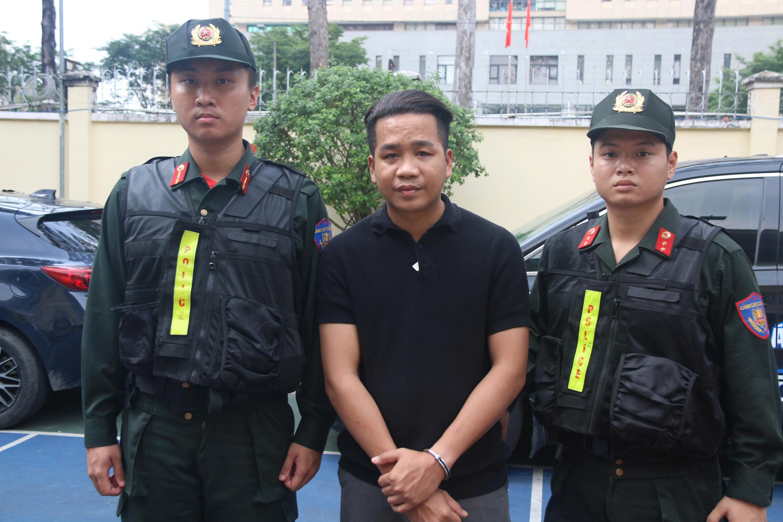 Công an TPHCM bắt Hồ Thành Được - Ảnh 7.