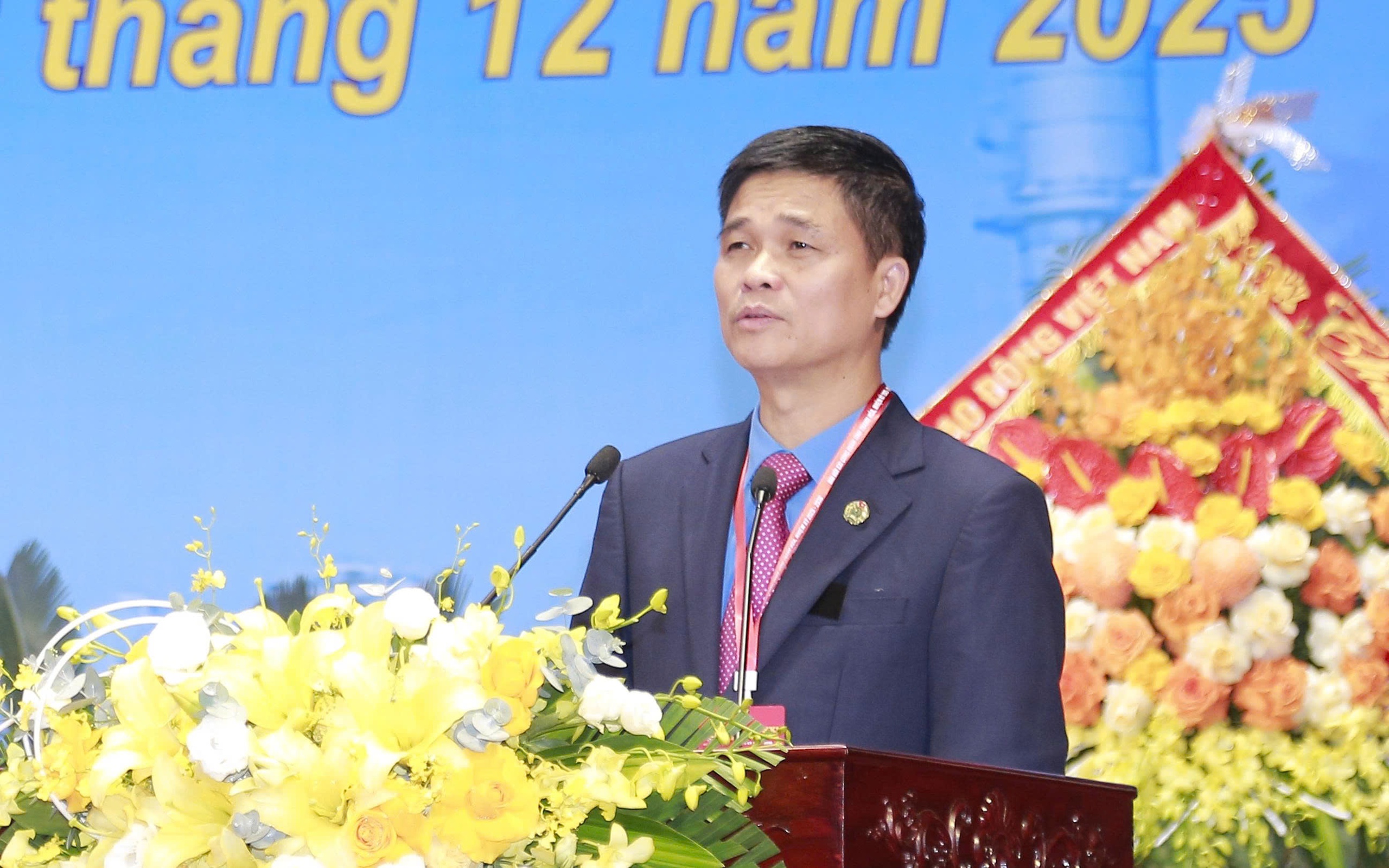 &Ocirc;ng Lương Trọng Th&agrave;nh t&aacute;i đắc cử Chủ tịch LĐLĐ tỉnh Thanh H&oacute;a - Ảnh 3.