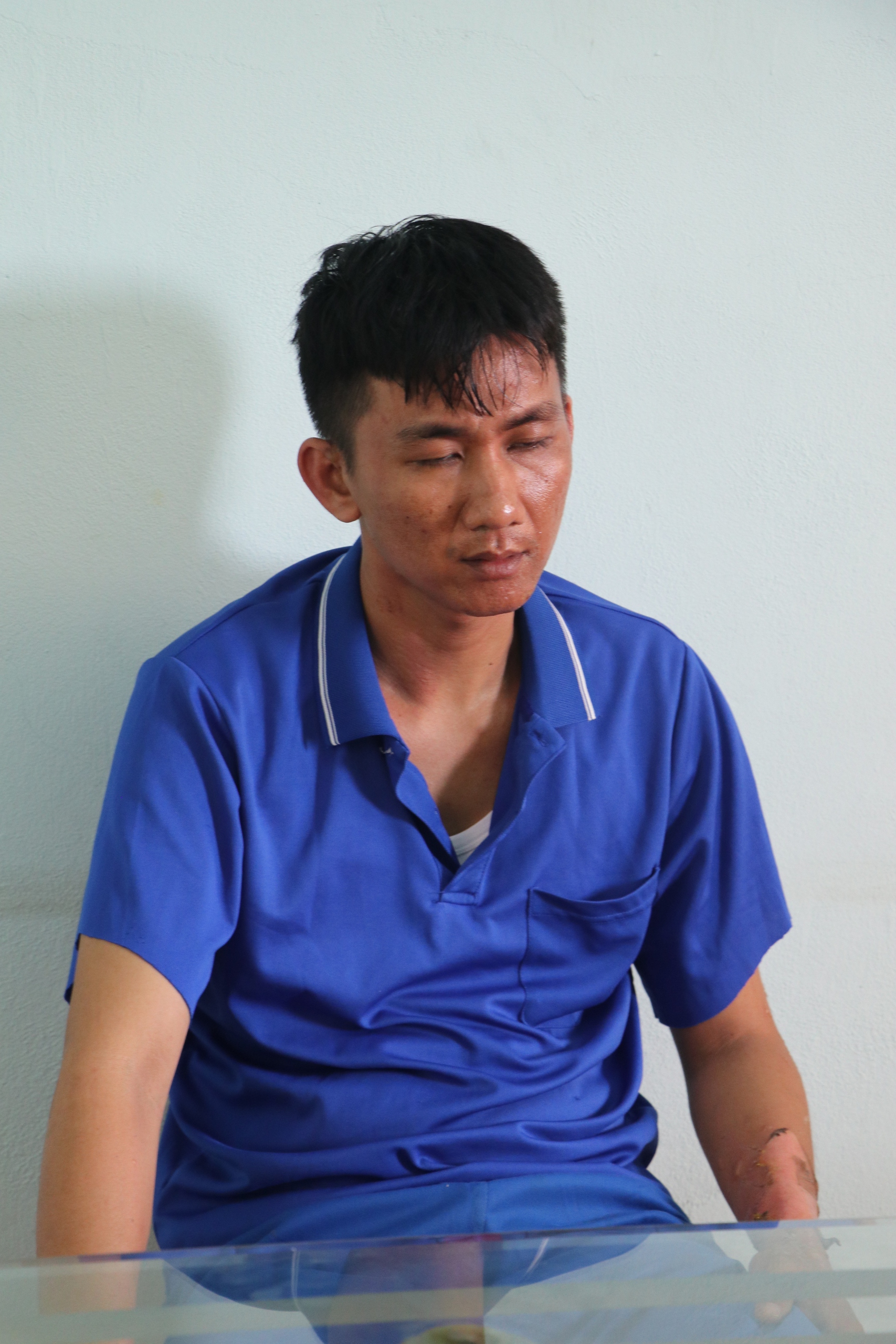 Vĩnh Long: Sự thật ngỡ ng&agrave;ng ph&iacute;a sau vụ bảo vệ bệnh viện bị đ&acirc;m tử vong - Ảnh 1.