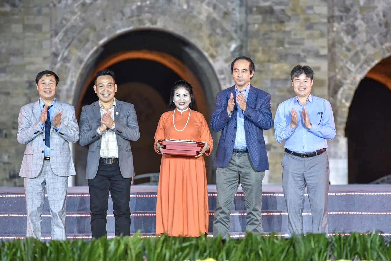 NSND Thanh Ngoan phấn khởi nhận trọng tr&aacute;ch mới - Ảnh 2.