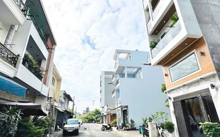 Nhà trong hẻm khó bán
