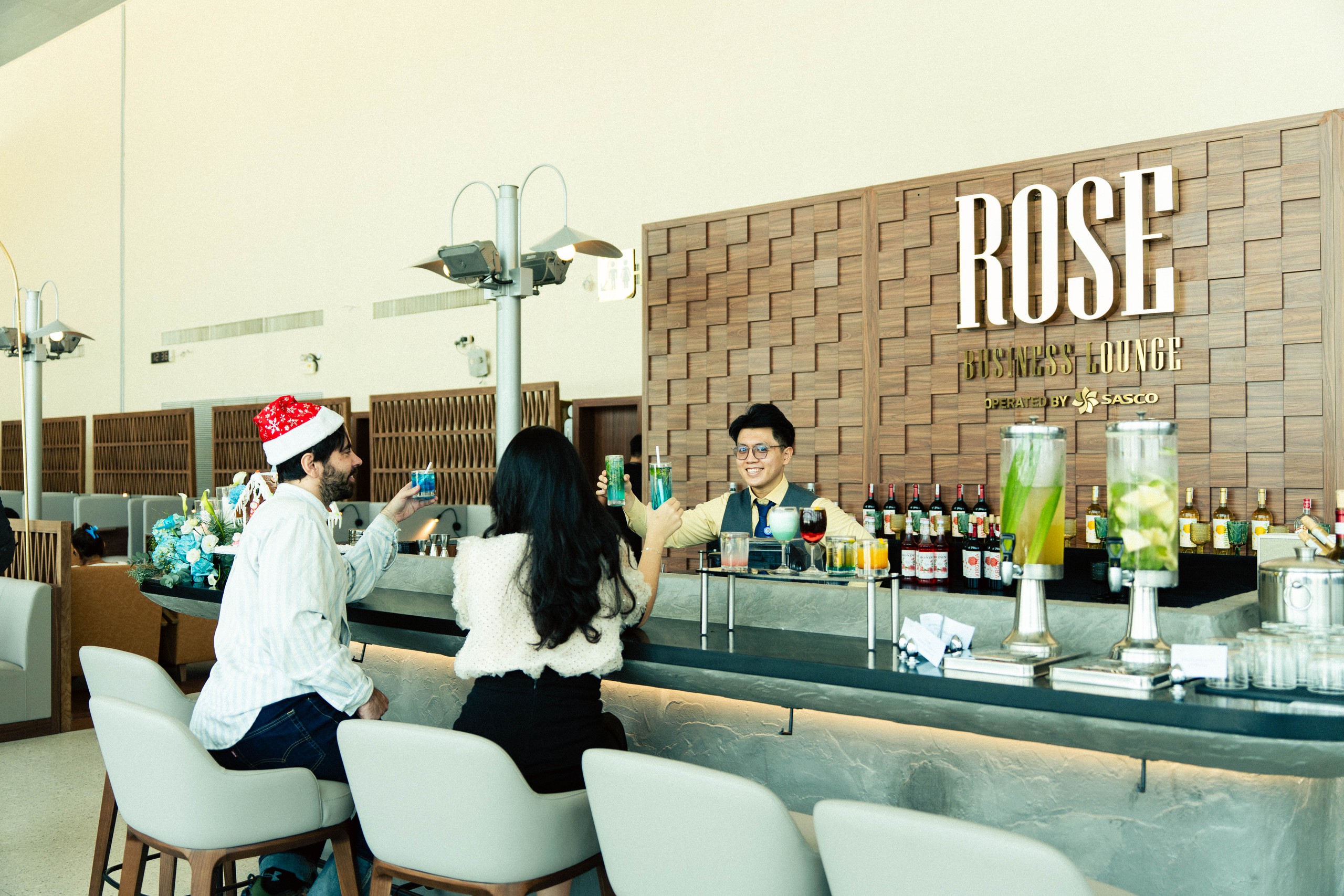 Rose Lounge reopens with world-class upgrade - Ảnh 1.
