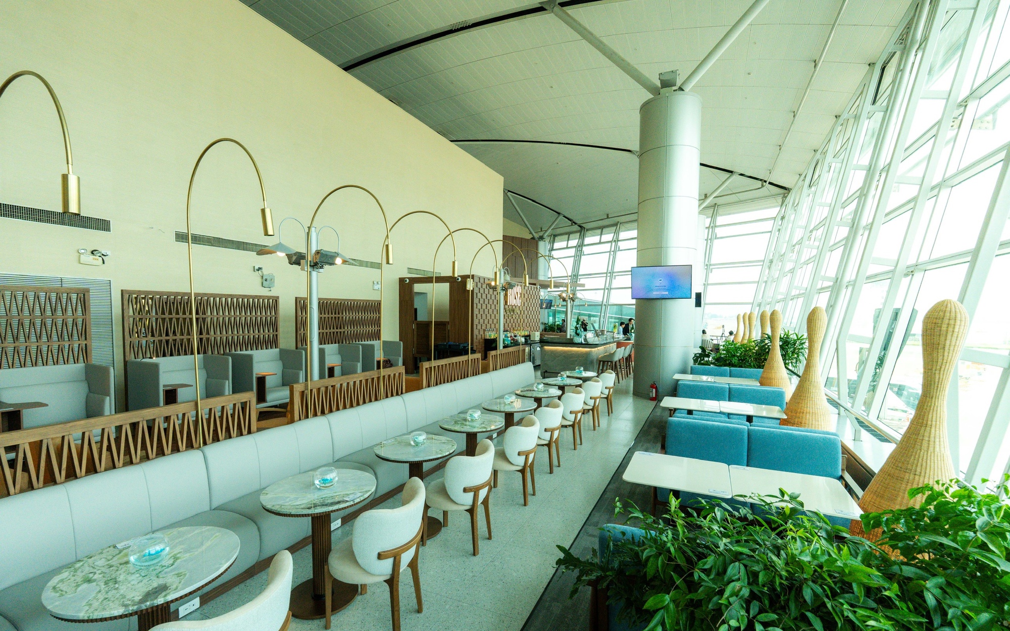 Rose Business Lounge returns with a world-class transformation