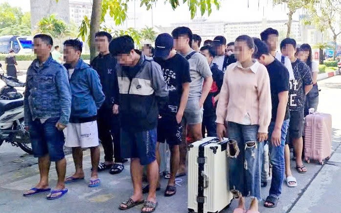 Hé lộ công việc của 77 người vừa trở về từ Campuchia