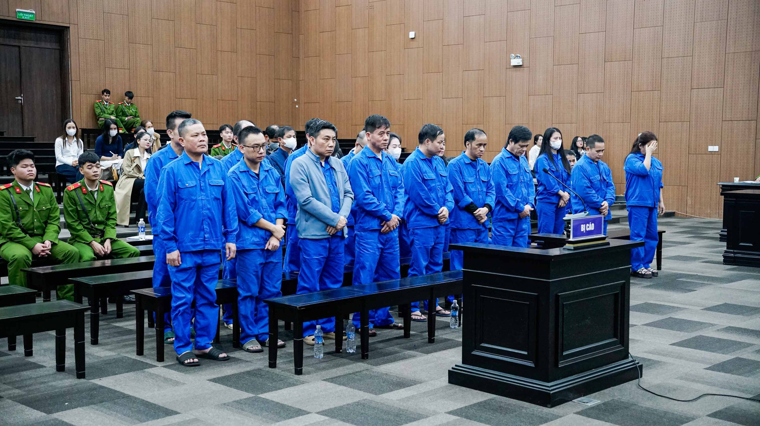 Cựu Ph&oacute; Ch&aacute;nh &aacute;n TAND Cấp cao tại Đ&agrave; Nẵng Phạm Việt Cường nhận &aacute;n 7 năm t&ugrave; - Ảnh 1.
