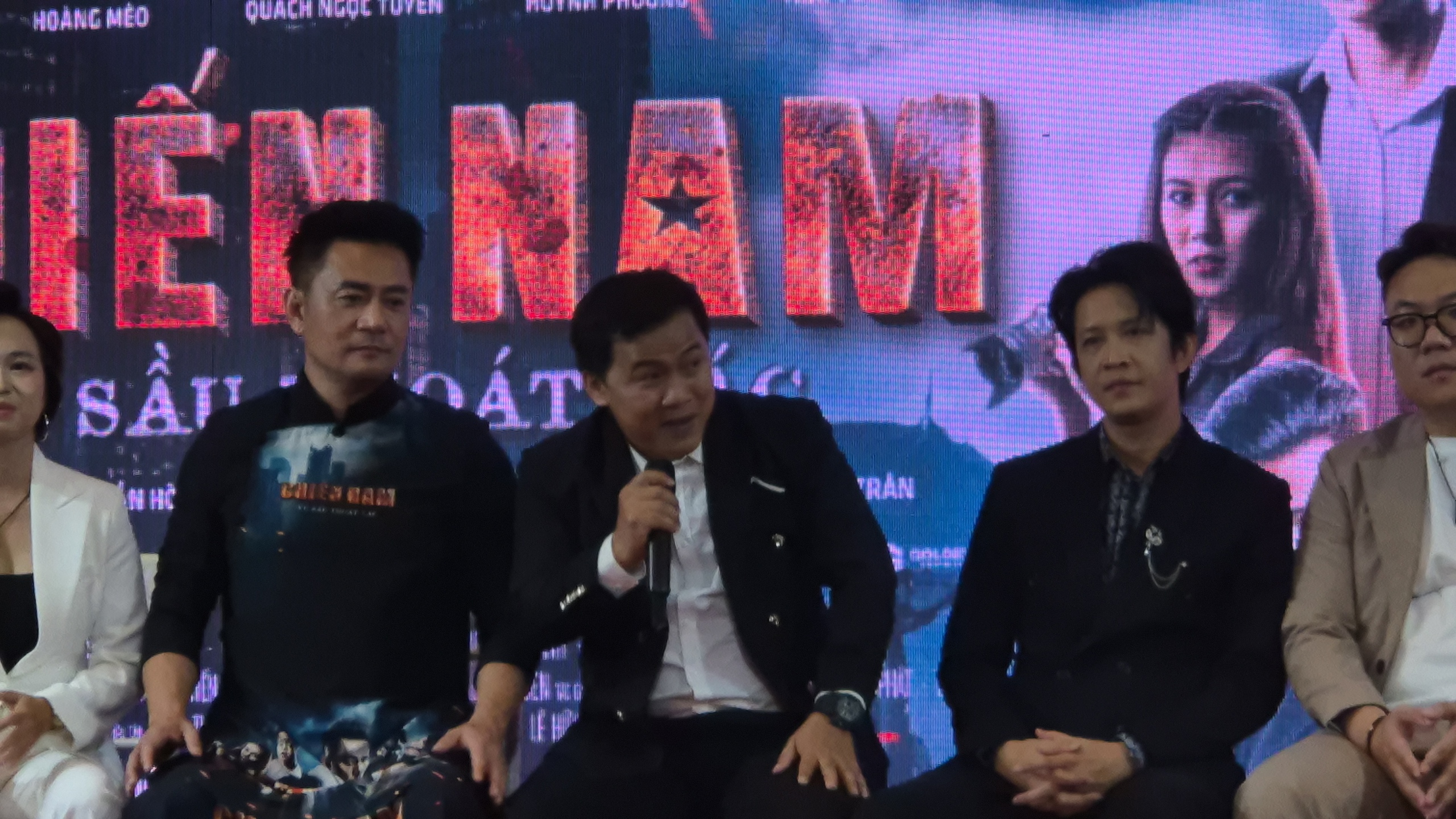 Trương Minh Cường "hy sinh" một cánh tay vì mê đánh đấm, hành động - Ảnh 7.