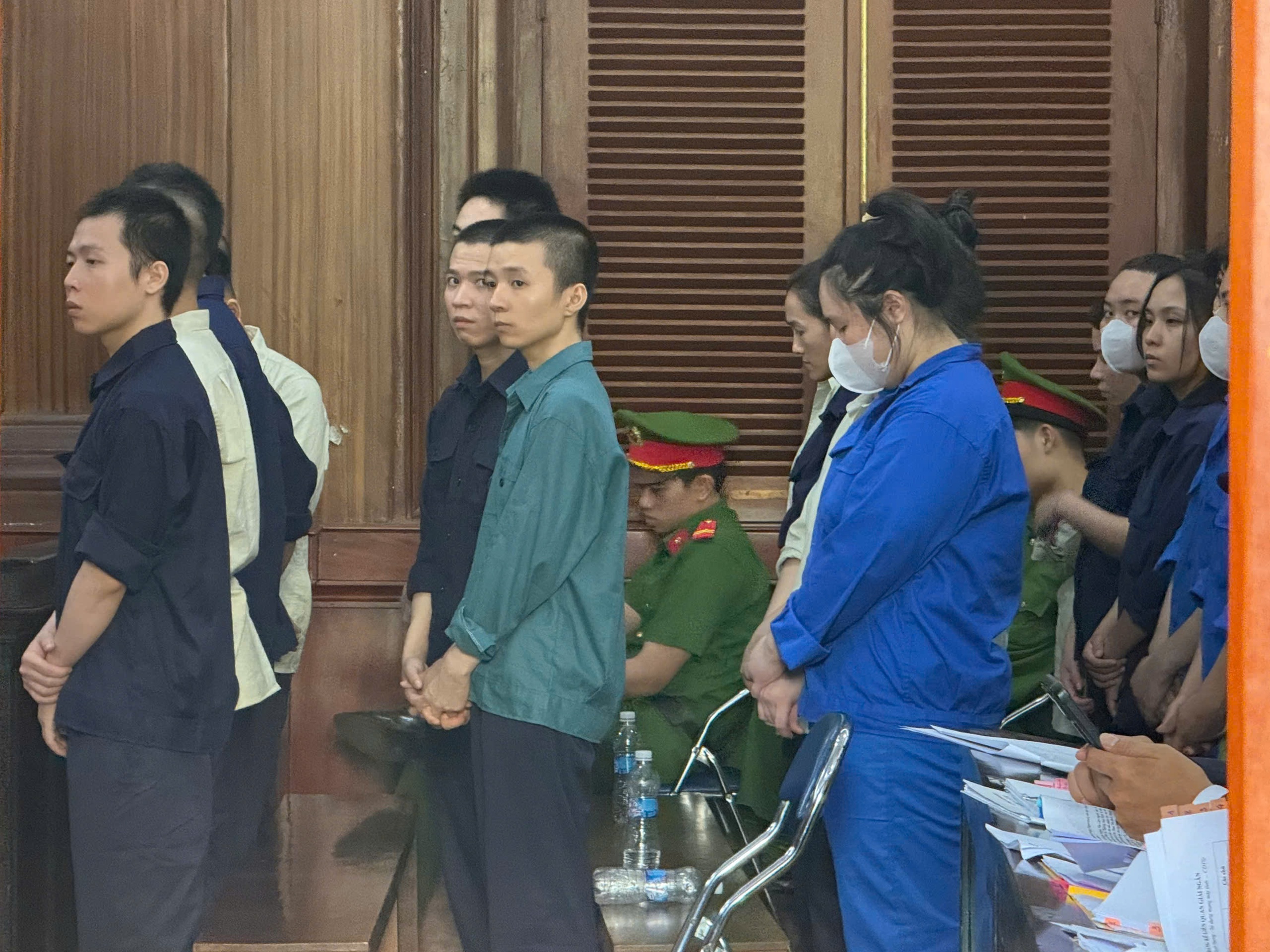 Ba bước r&uacute;t sạch tiền thẻ t&iacute;n dụng của kh&aacute;ch h&agrave;ng - Ảnh 1.