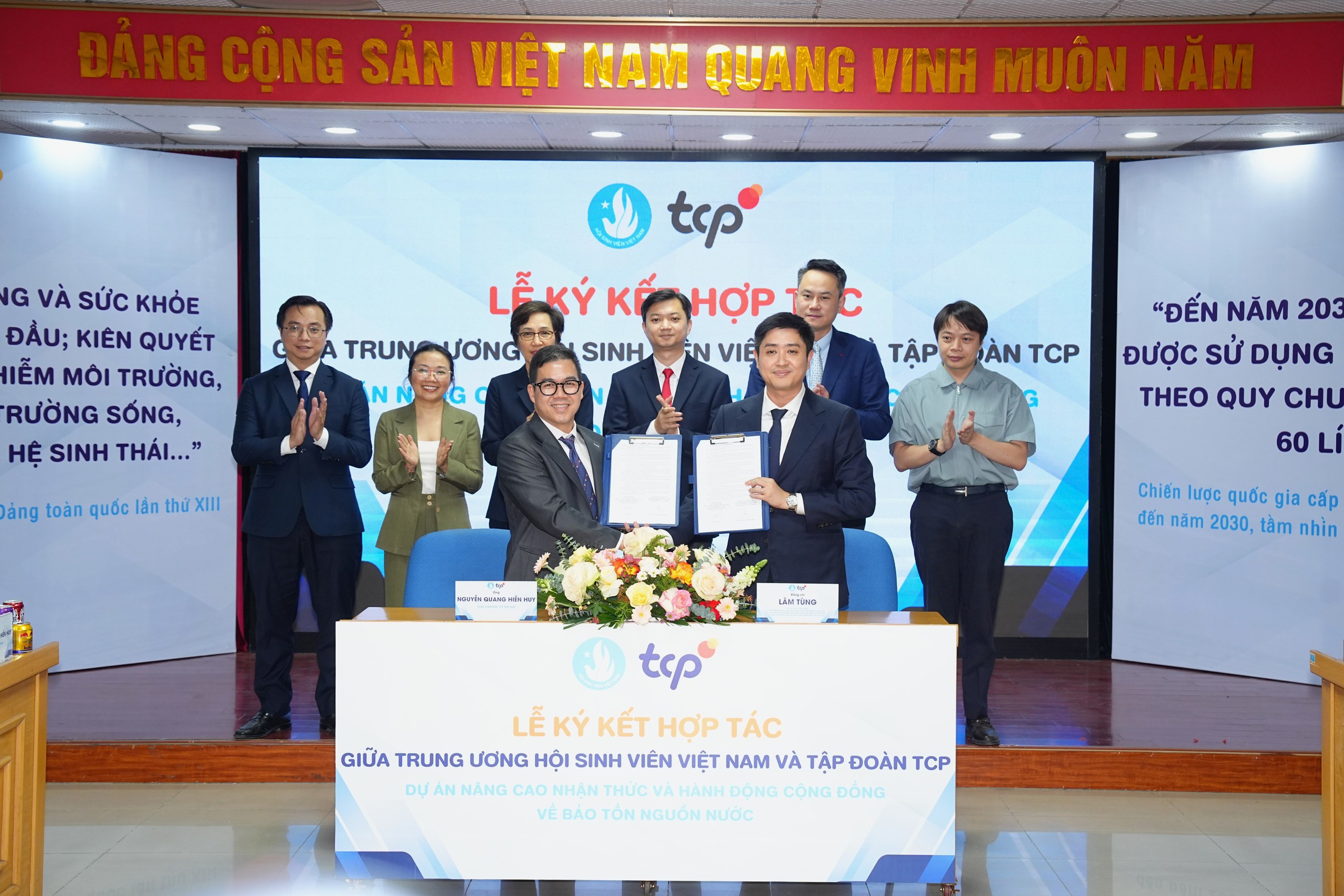 X&acirc;y dựng mạng lưới thanh ni&ecirc;n h&agrave;nh động v&igrave; nguồn nước sạch - Ảnh 1.