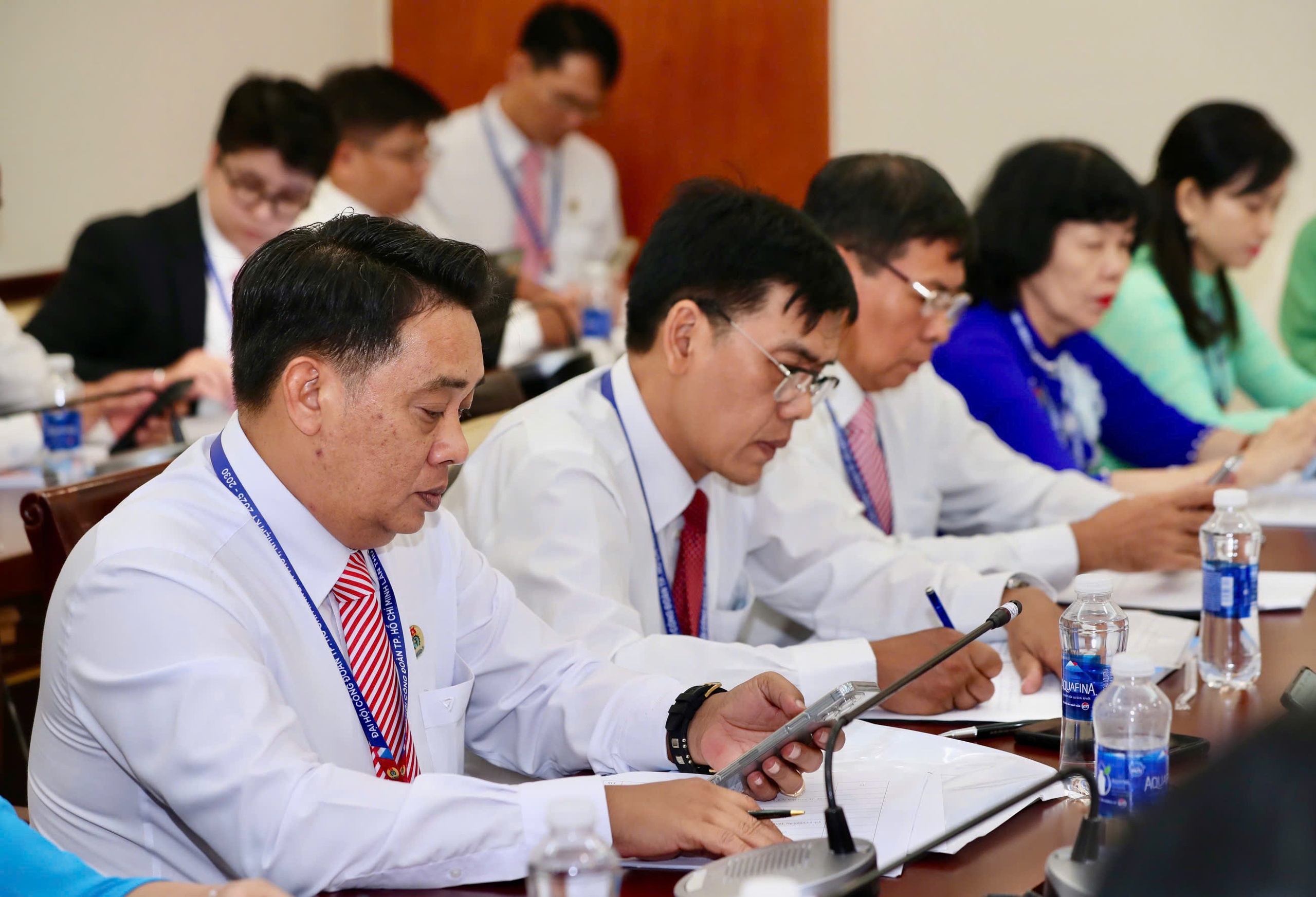 Ch&iacute;nh thức đề xuất mức tăng lương cơ sở đối với c&aacute;n bộ, c&ocirc;ng chức, vi&ecirc;n chức - Ảnh 1.