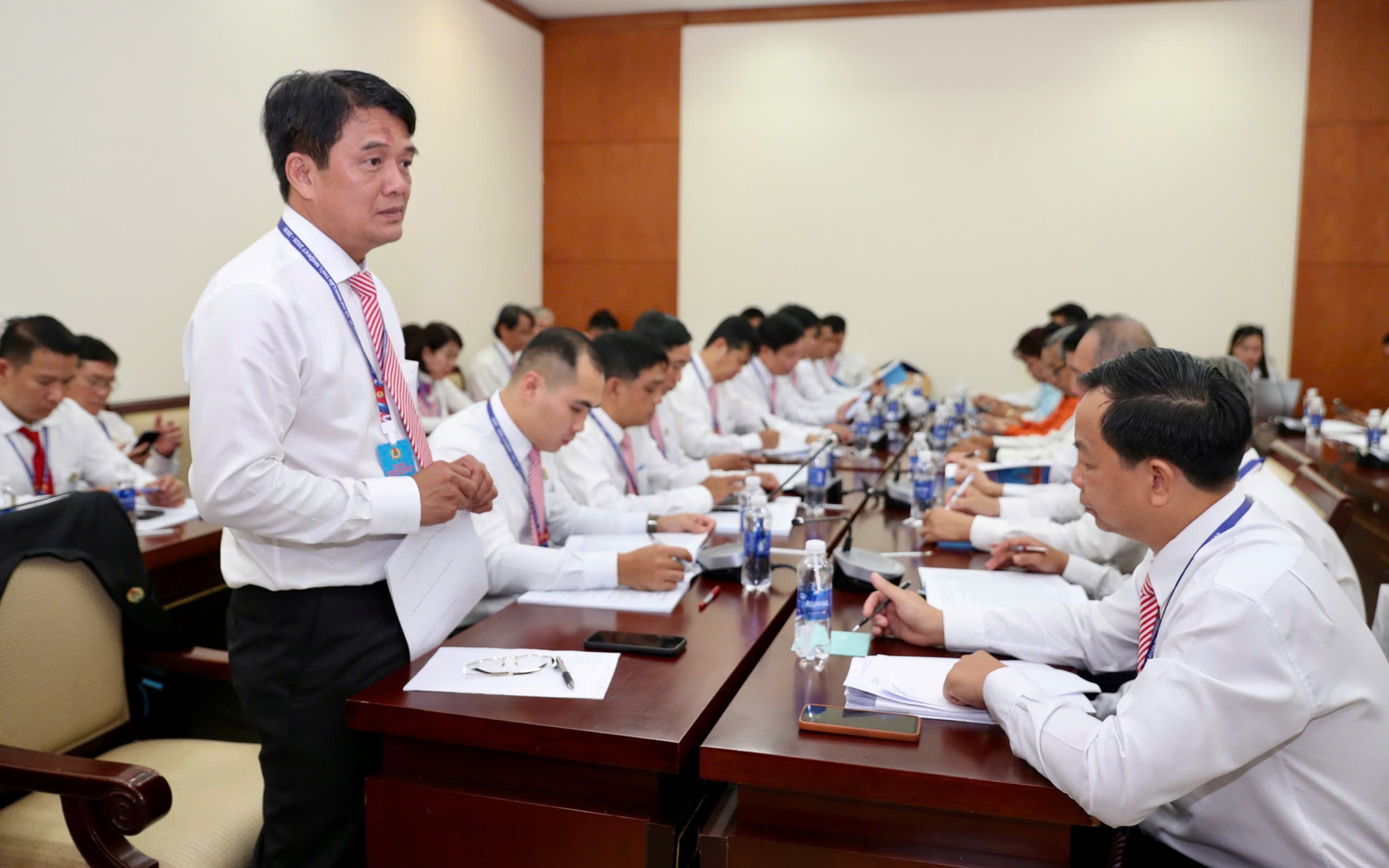 Ph&oacute; b&iacute; thư Thường trực Th&agrave;nh ủy TPHCM L&ecirc; Quốc Phong dự, chỉ đạo Đại hội C&ocirc;ng đo&agrave;n TP HCM - Ảnh 4.