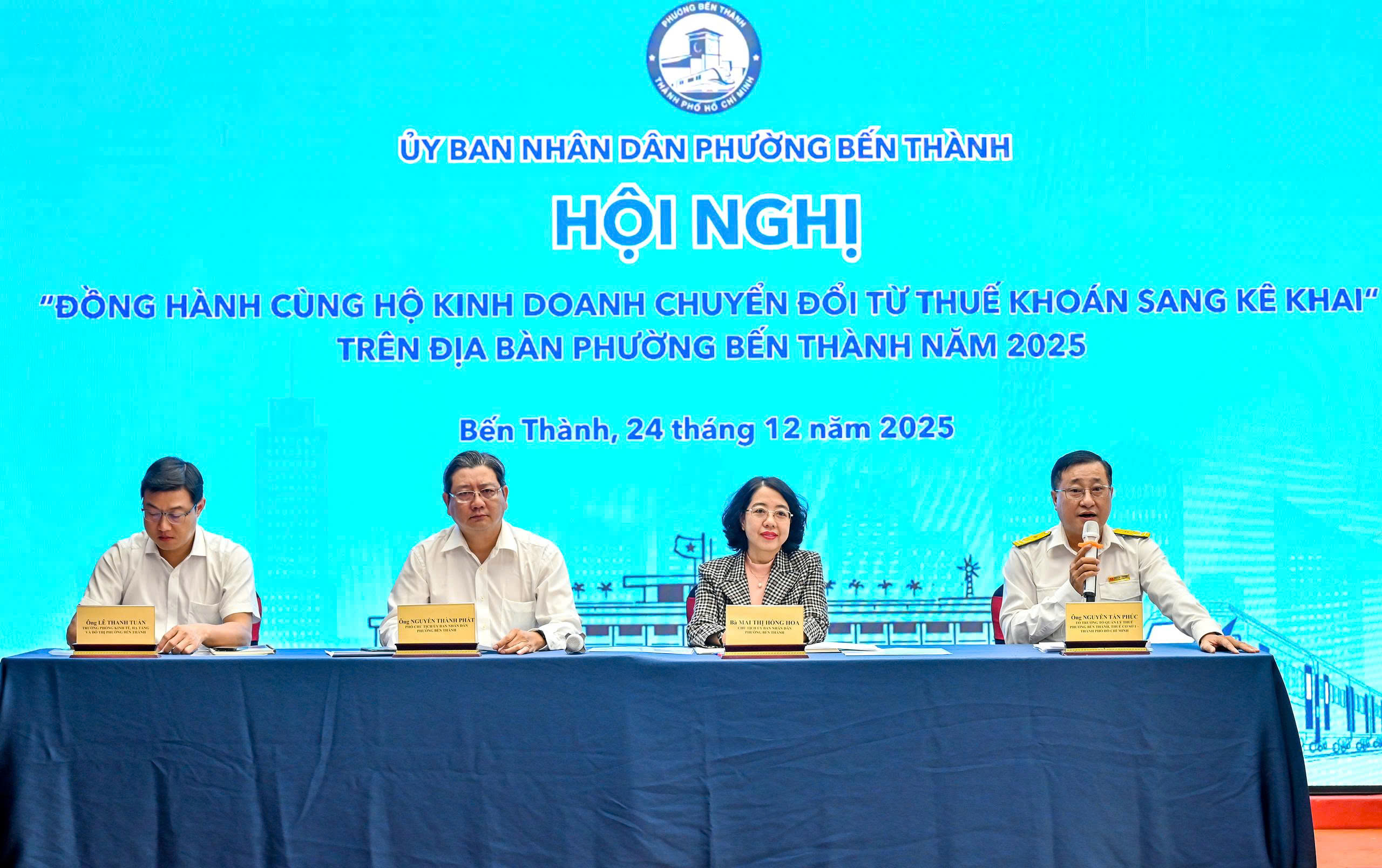 Xóa thuế khoán sang thuế kê khai: Tiểu thương lúng túng trước "giờ G" - Ảnh 1.