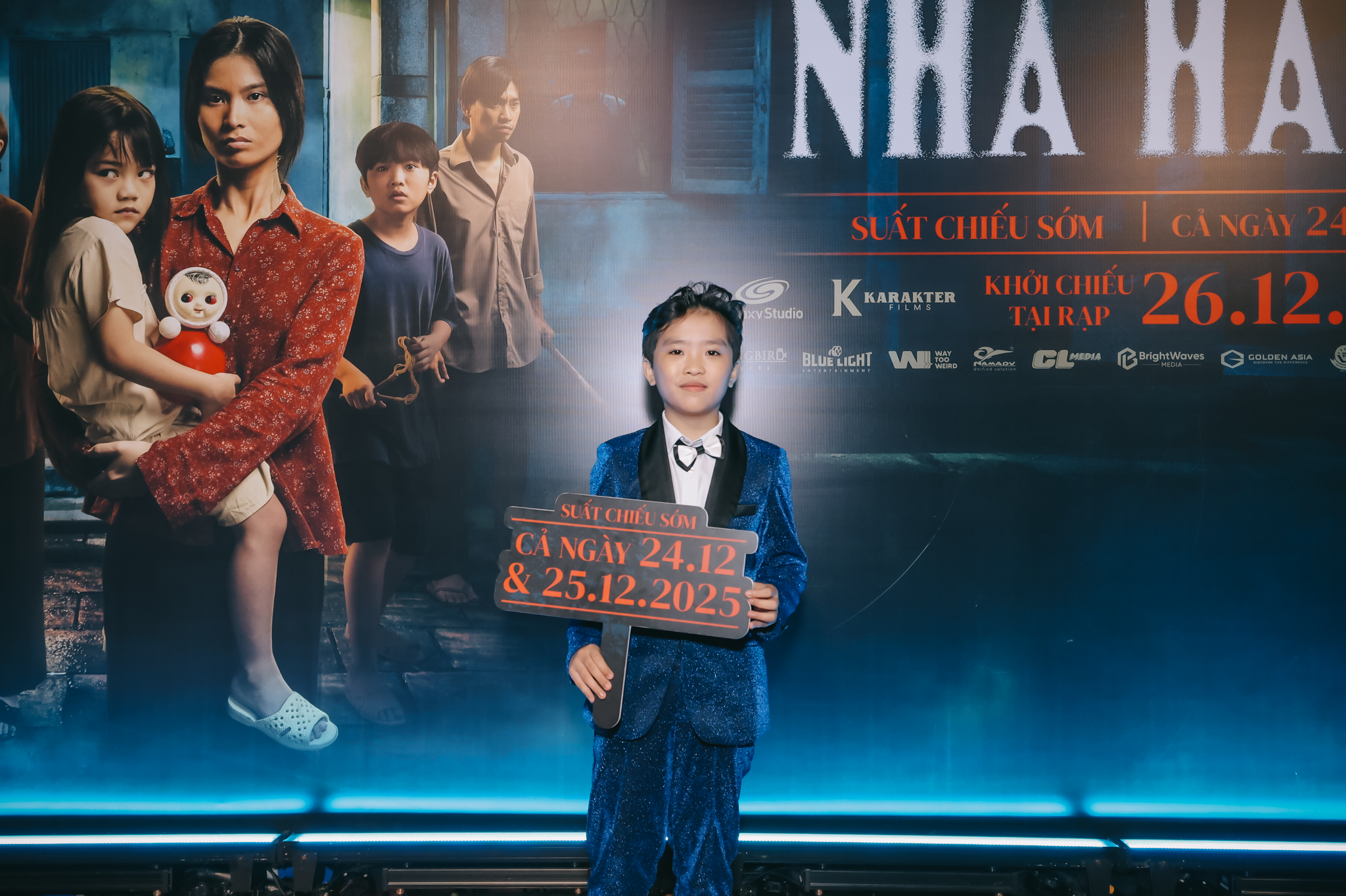 Phương Thanh đầy gợi cảm mừng phim của Trâm Anh, Kim Hải - Ảnh 8.