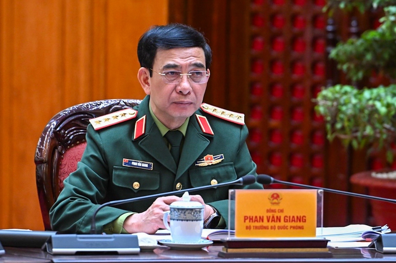 Thủ tướng l&agrave;m việc với Bộ Quốc ph&ograve;ng về c&ocirc;ng nghiệp quốc ph&ograve;ng - Ảnh 2.
