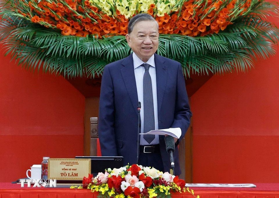 Tổng Bí thư: Nhà nước phải là "khách hàng" đầu tiên đặt hàng sản phẩm, dịch vụ chuyển đổi số - Ảnh 2.