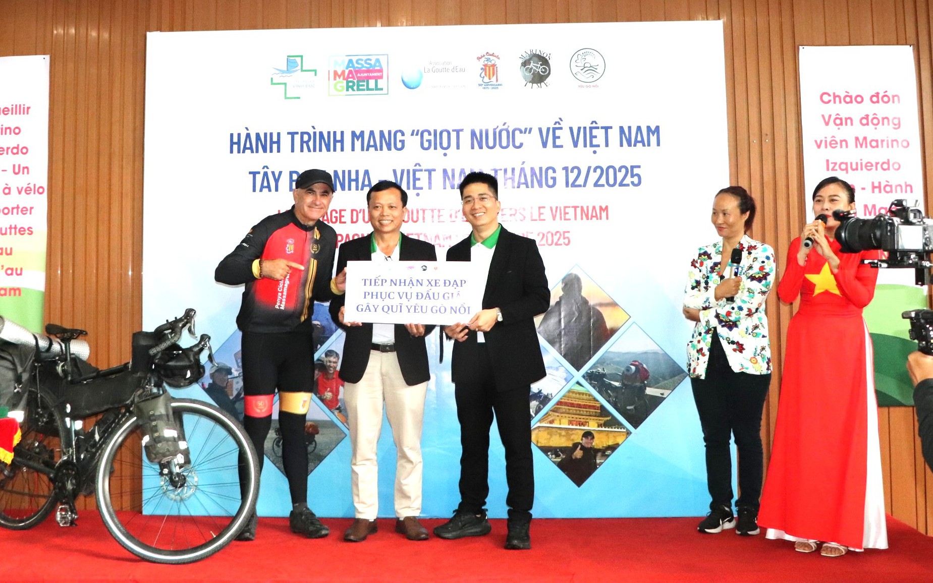 Đạp xe xuyên lục địa: VĐV người Tây Ban Nha làm điều ý nghĩa tại Đà Nẵng