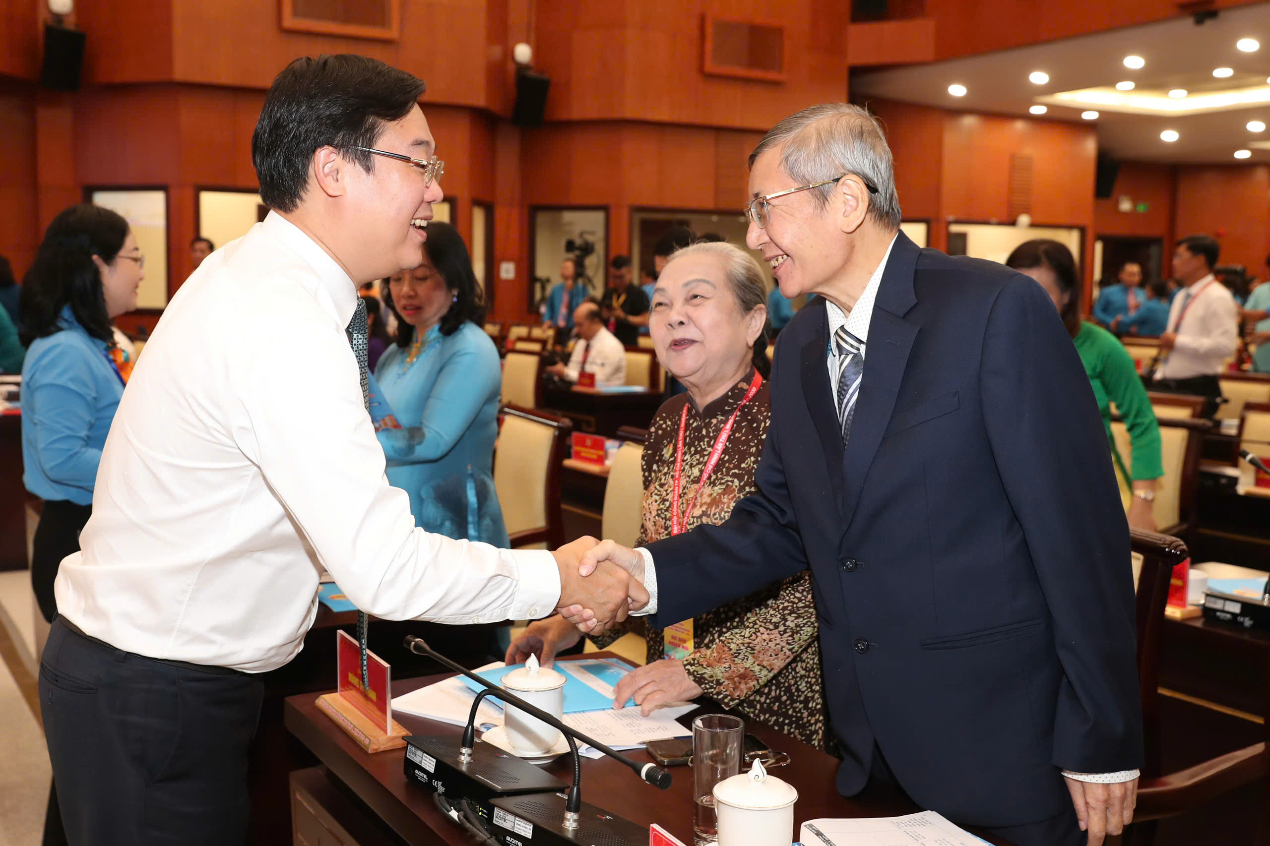 Ph&oacute; B&iacute; thư Thường trực Th&agrave;nh ủy TPHCM L&ecirc; Quốc Phong dự, chỉ đạo Đại hội C&ocirc;ng đo&agrave;n TP HCM - Ảnh 4.
