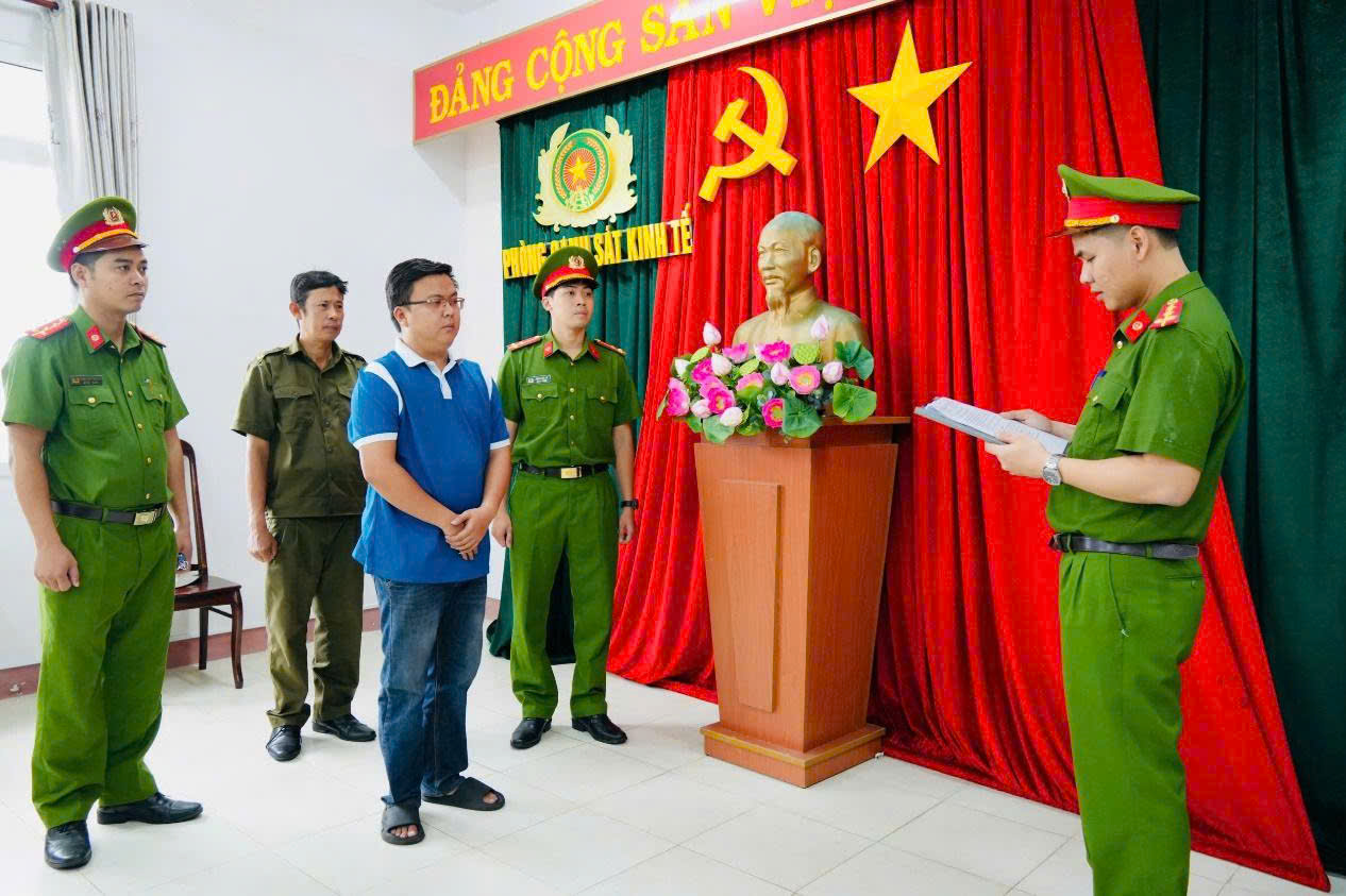 Bắt tạm giam Võ Thái Huy vì tham ô tài sản hơn 7 , 3 tỉ đồng tại Đắk Lắk - Ảnh 1.