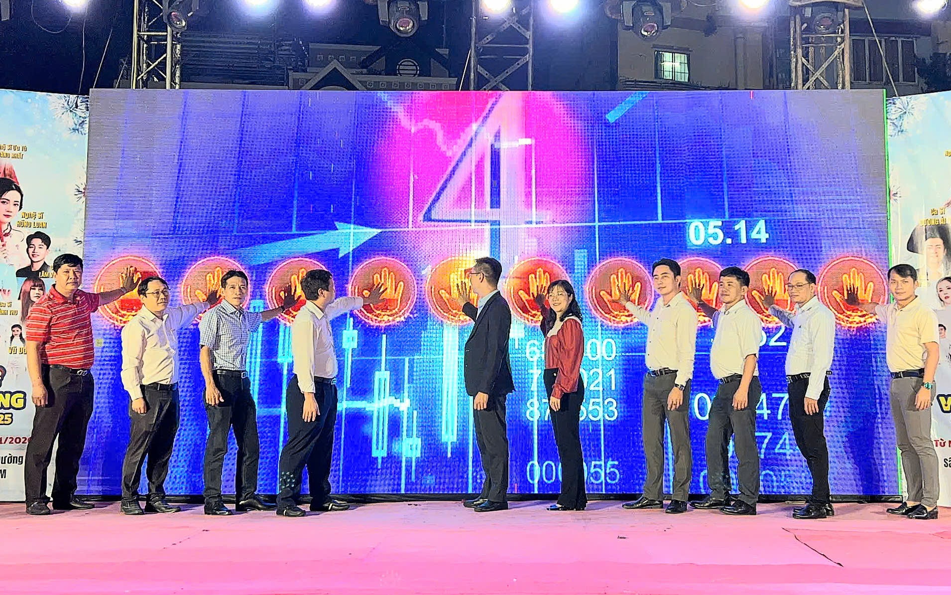 Phường Tân Tạo khai mạc tuần lễ vinh danh doanh nhân và người lao động năm 2025