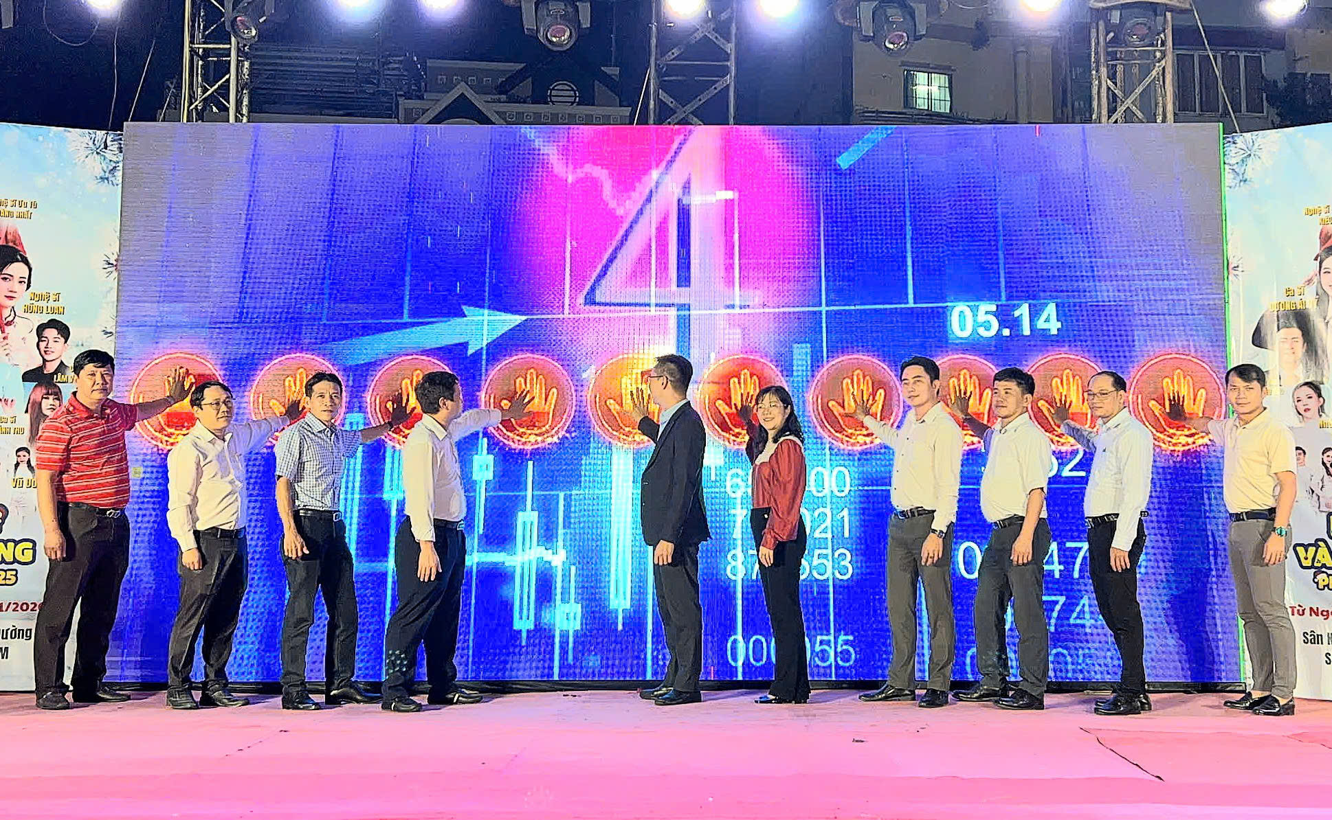 Phường Tân Tạo khai mạc Tuần lễ vinh danh doanh nhân và người lao động năm 2025 - Ảnh 1.