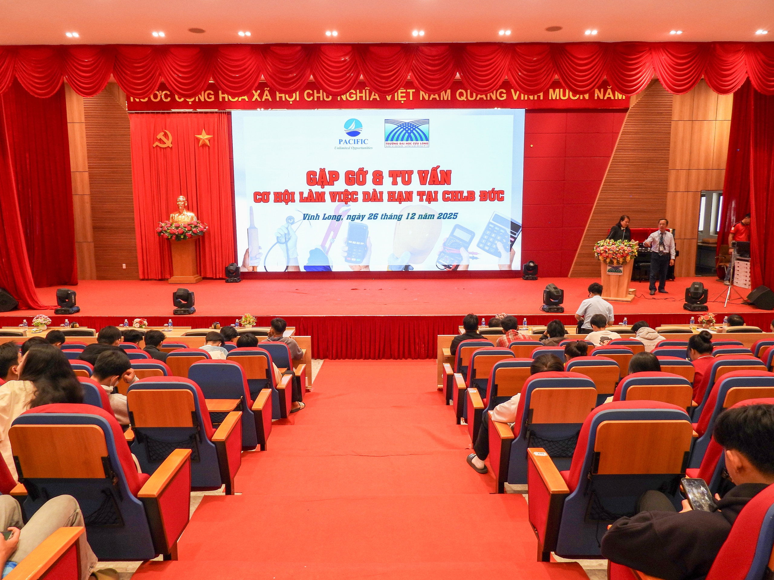 Trường Đại học Cửu Long làm việc với Công ty Cổ phần Nhân lực Quốc tế Thái Bình Dương - Ảnh 4.