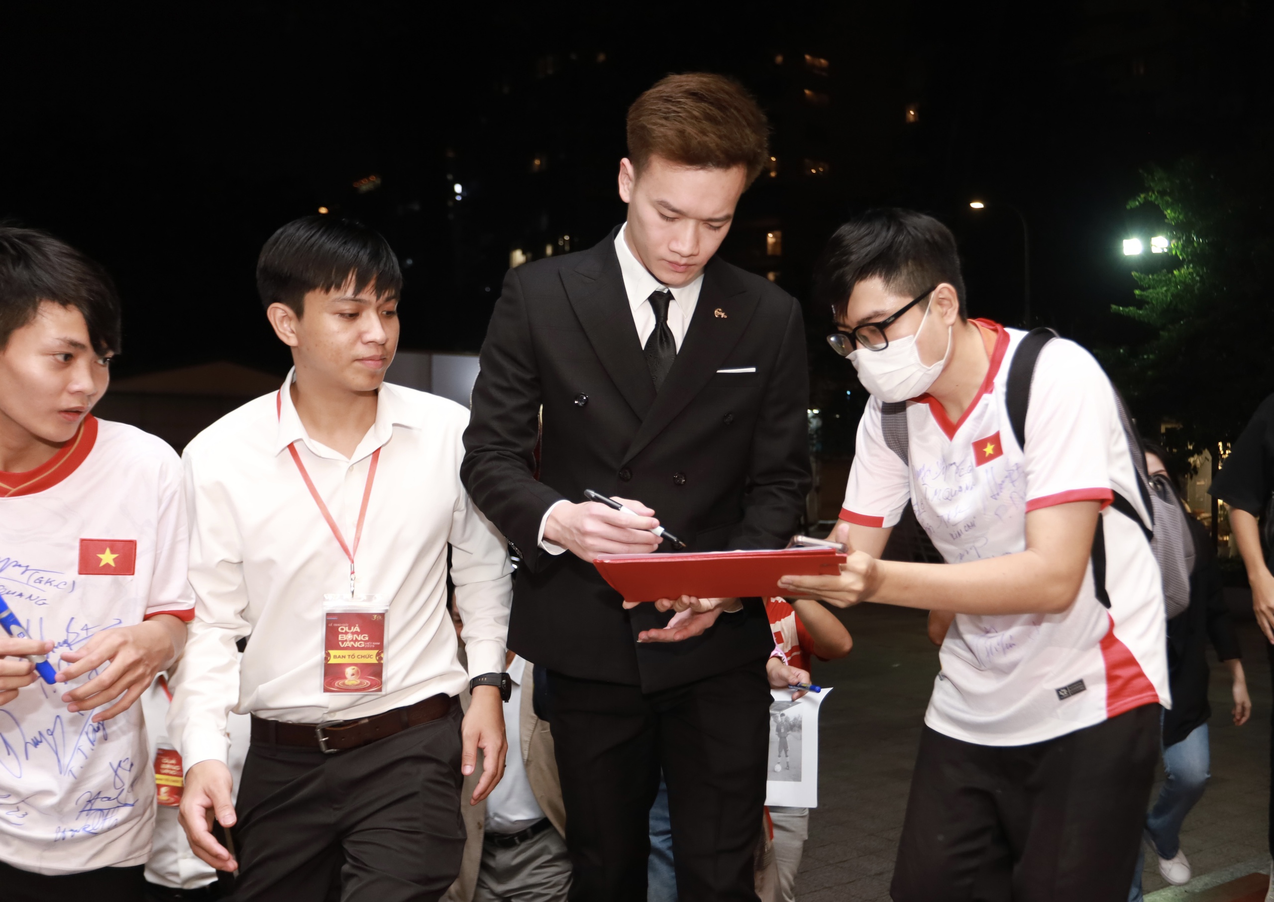 B&iacute;ch Thuỳ  - Ảnh 7.