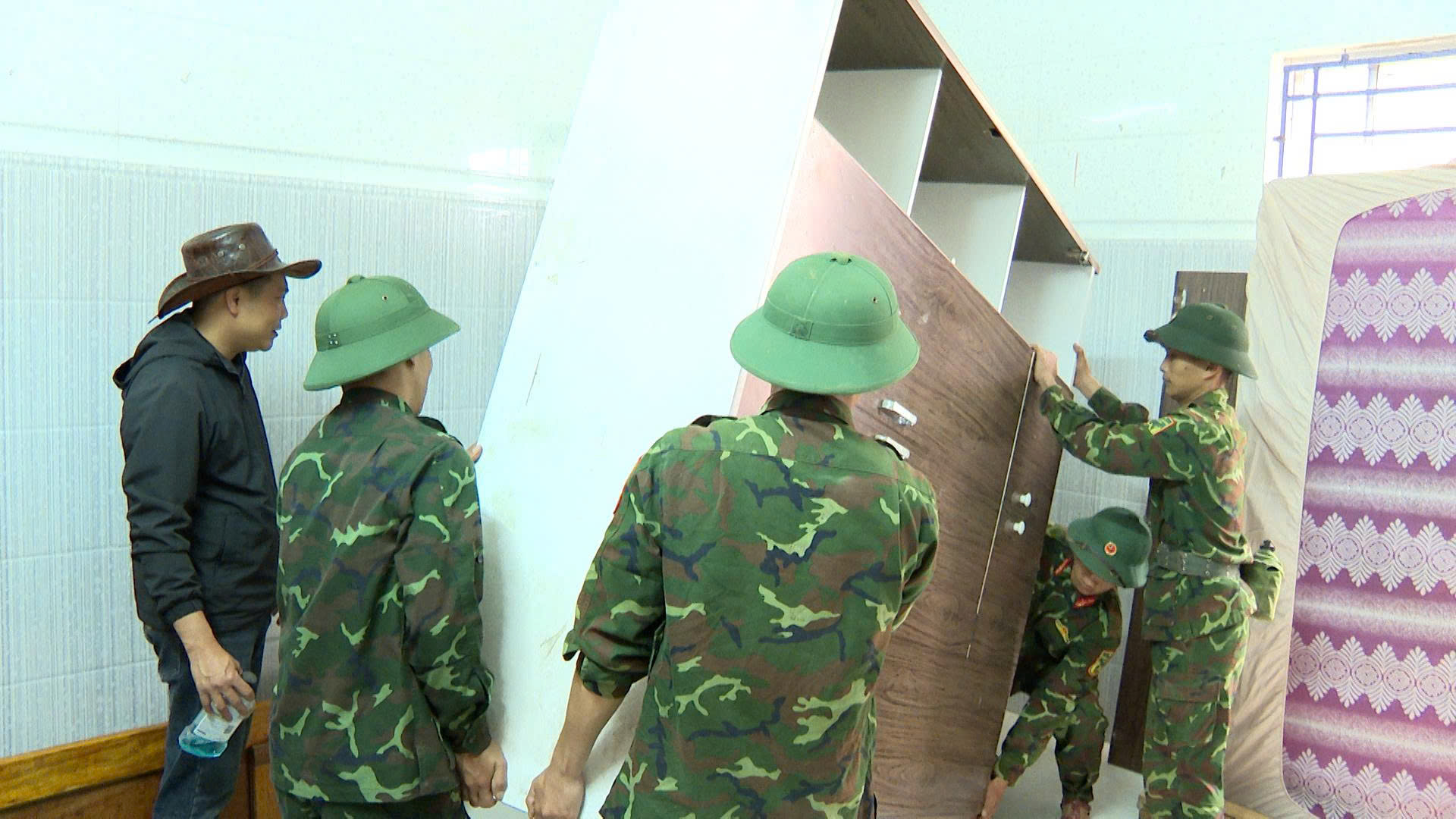 Công trình chống sạt lở ở Khe Sanh giúp người dân trở về nhà an toàn - Ảnh 6.