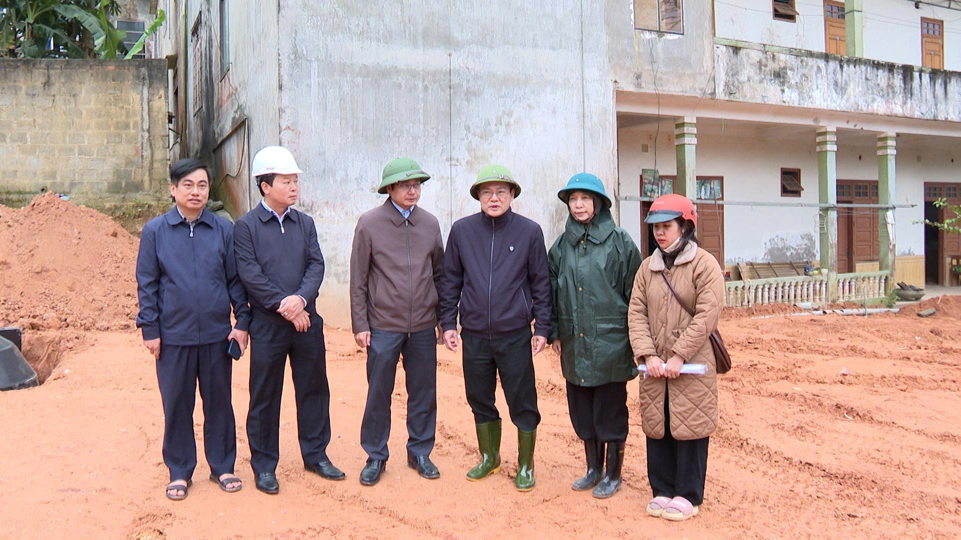 Công trình chống sạt lở ở Khe Sanh giúp người dân trở về nhà an toàn - Ảnh 1.
