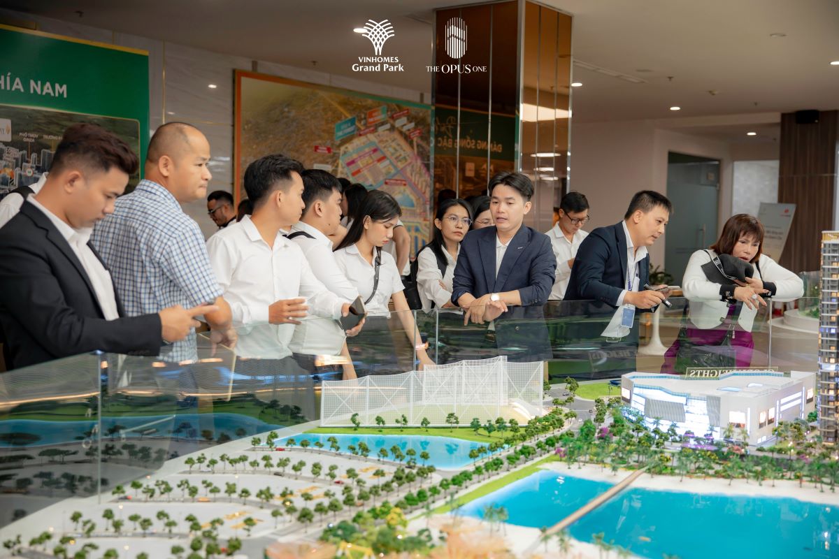 TP HCM thúc tiến độ dự án Vành đai 3, Vinhomes Grand Park sẵn sàng cho giai đoạn tăng trưởng mới - Ảnh 4.