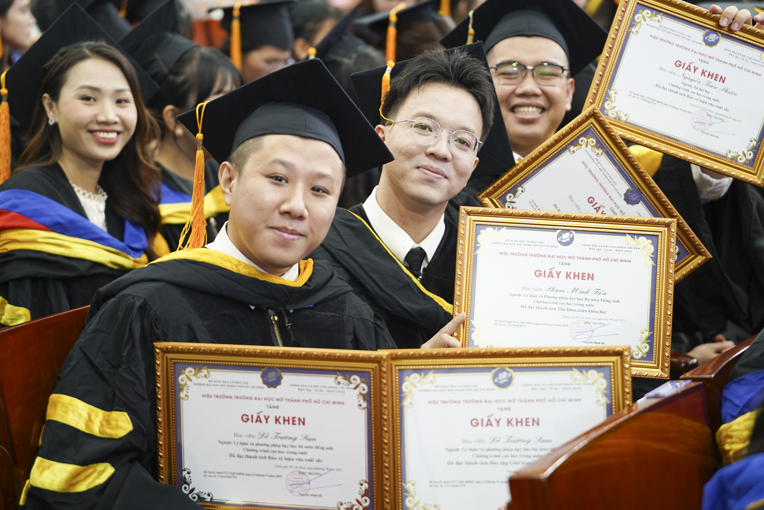 Ấn tượng: 10 tân thạc sĩ cùng dẫn đầu toàn khóa học - Ảnh 3.