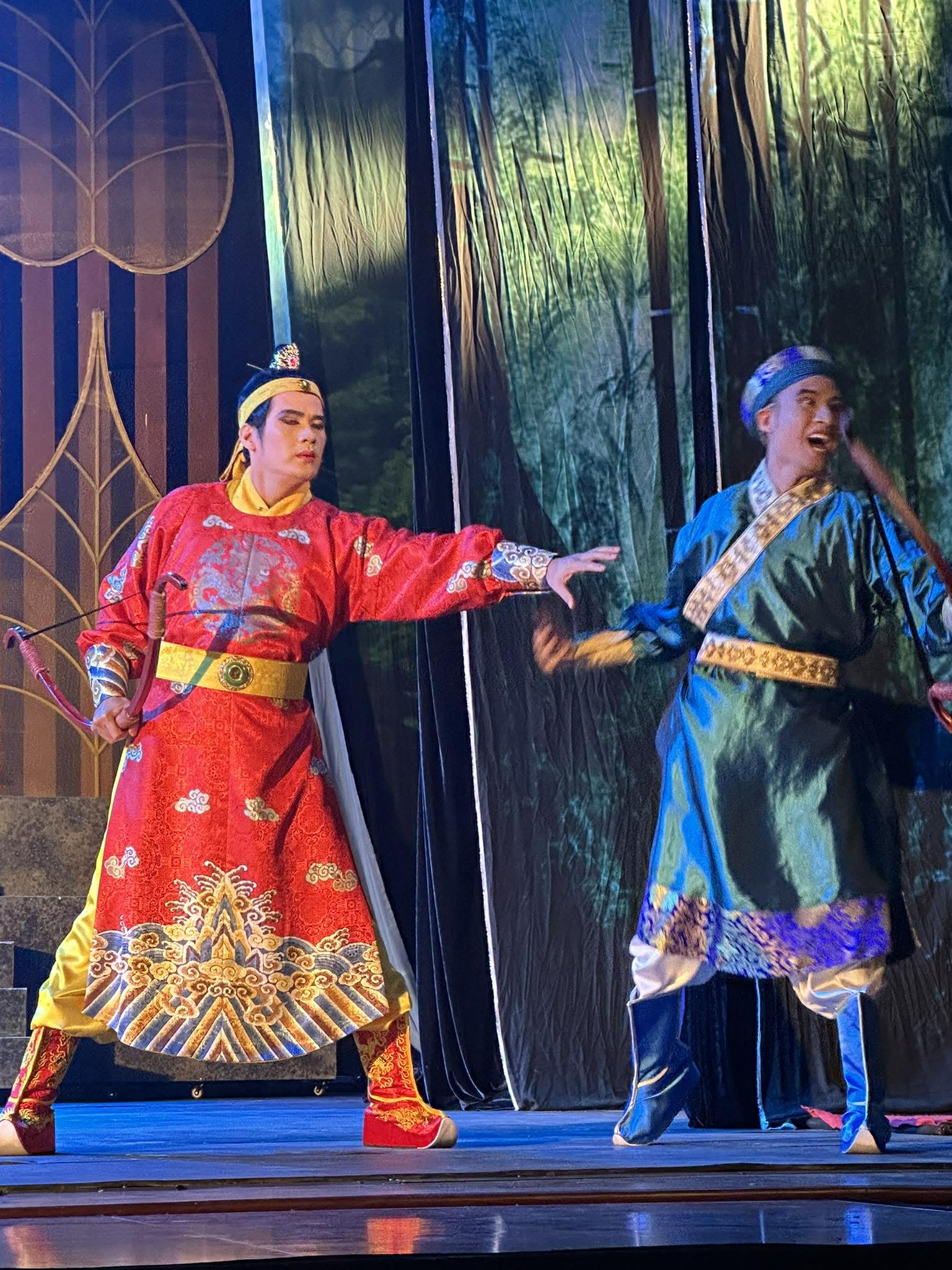 Giao duy&ecirc;n nghệ thuật trong kh&ocirc;ng gian vở "Trần Nh&acirc;n T&ocirc;ng", Minh Hải c&oacute; đ&ecirc;m sinh nhật &yacute; nghĩa - Ảnh 6.