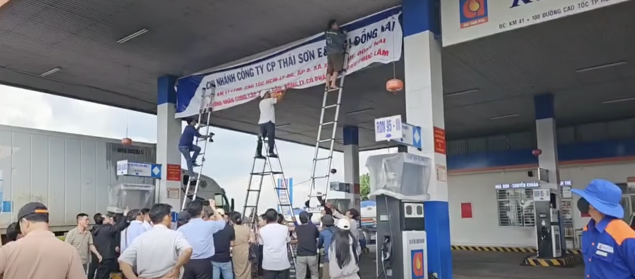 Ngưng bán xăng dầu trên cao tốc Long Thành dầu Giây từ 30 - 12 - 2025 - Ảnh 1.