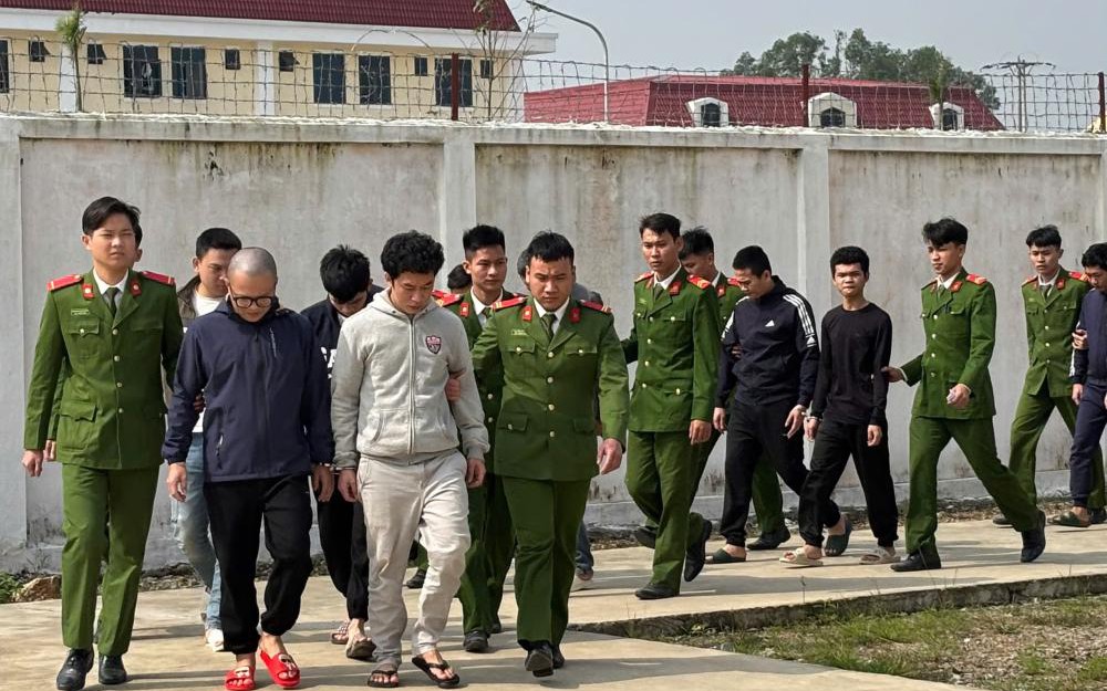 Triệt phá đường dây lừa đảo xuyên quốc gia do người Việt Nam cầm đầu