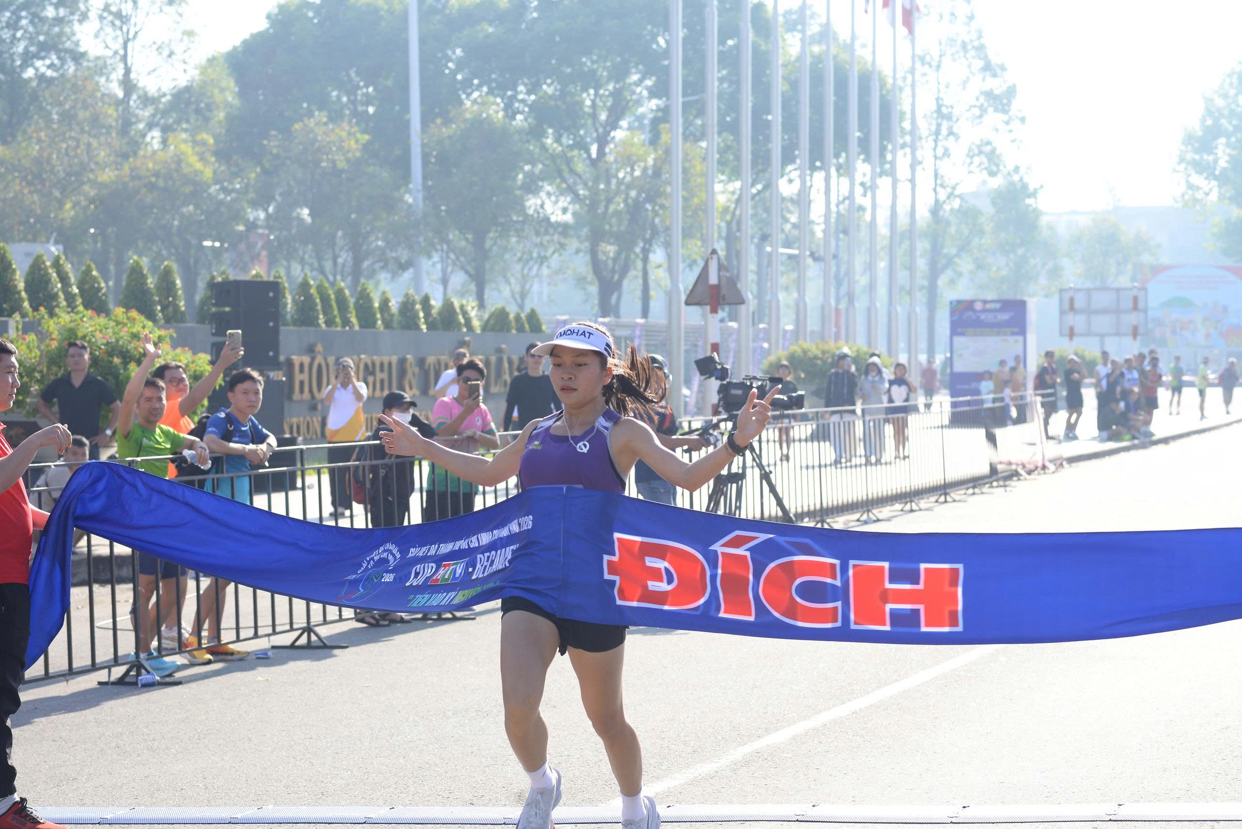 Giải Việt dã TP HCM chào năm mới 2026: Tiến vào kỷ nguyên mới - Ảnh 2.
