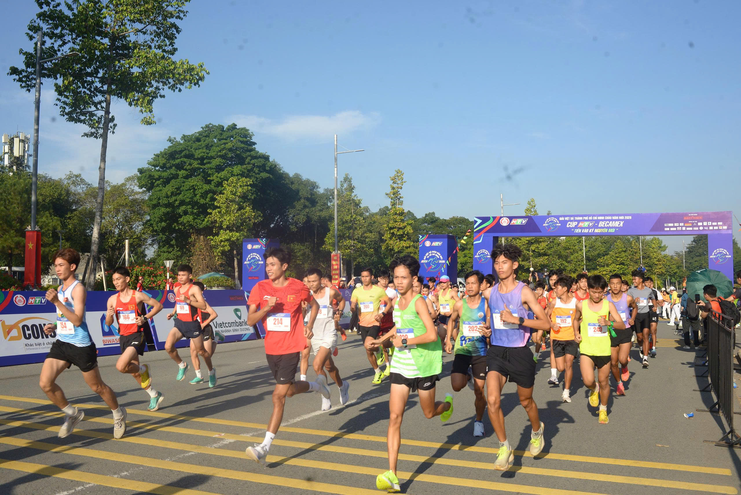 Giải Việt dã TP HCM chào năm mới 2026: Tiến vào kỷ nguyên mới - Ảnh 10.