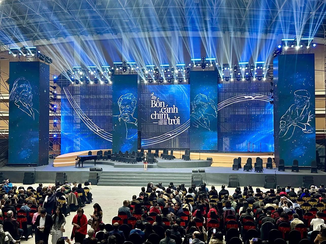 Vụ hủy show v&agrave;o ph&uacute;t ch&oacute;t: ca sĩ Hồng Nhung chưa nhận một đồng n&agrave;o - Ảnh 3.