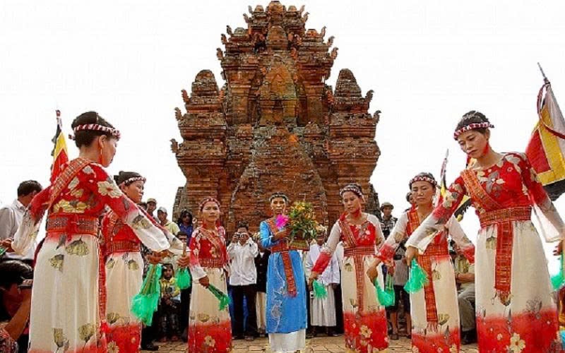 Phát huy tiềm năng lễ hội