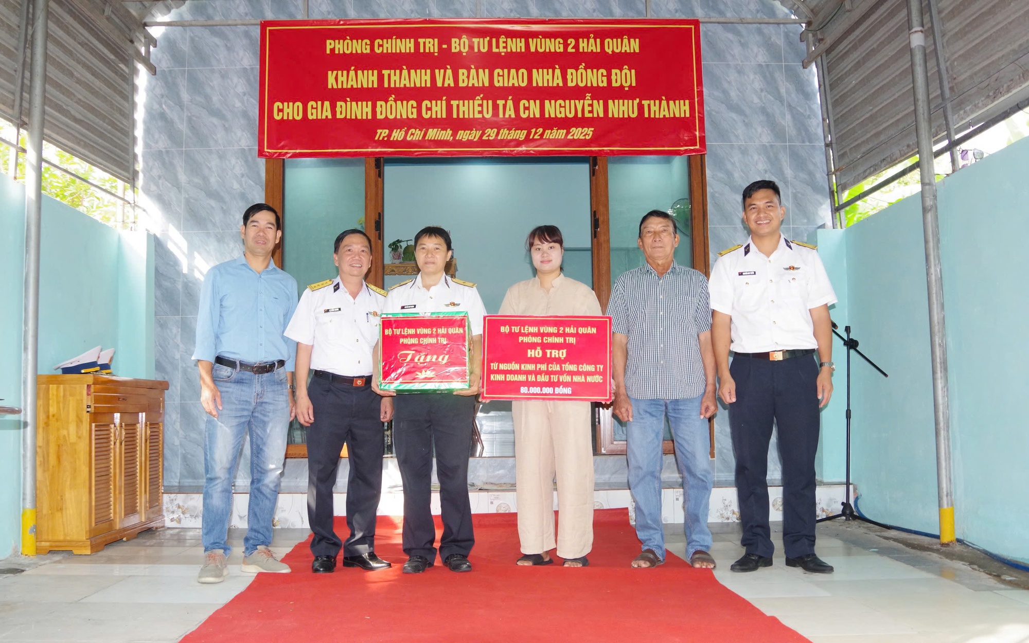 Vùng 2 Hải quân trao “Nhà đồng đội” tại TPHCM